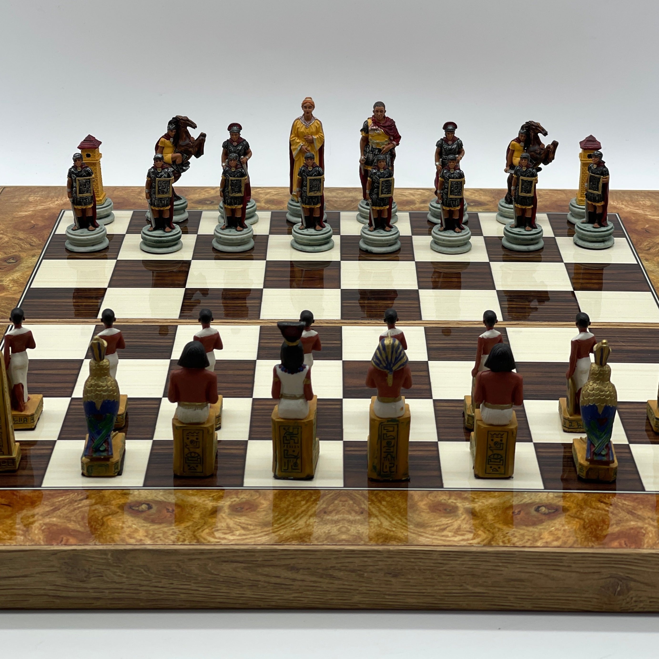 Handmade Walnut Pattern Backgammon Set With Polyester Egyptian Chess Pieces