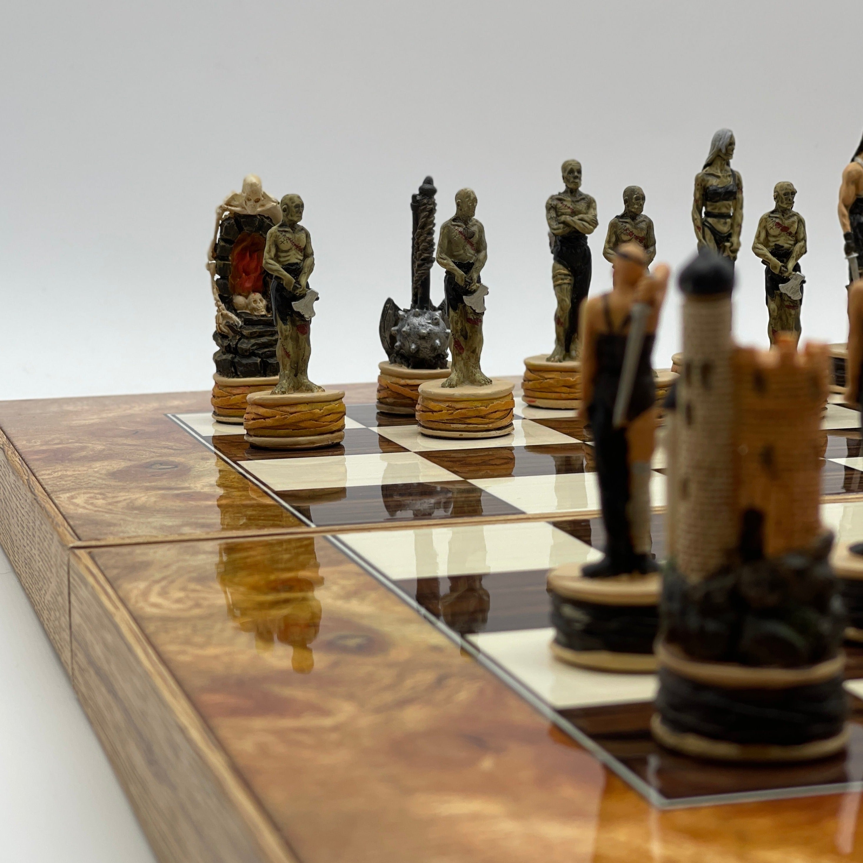 Handmade Walnut Pattern Backgammon Set With Polyester Zombies Chess Pieces