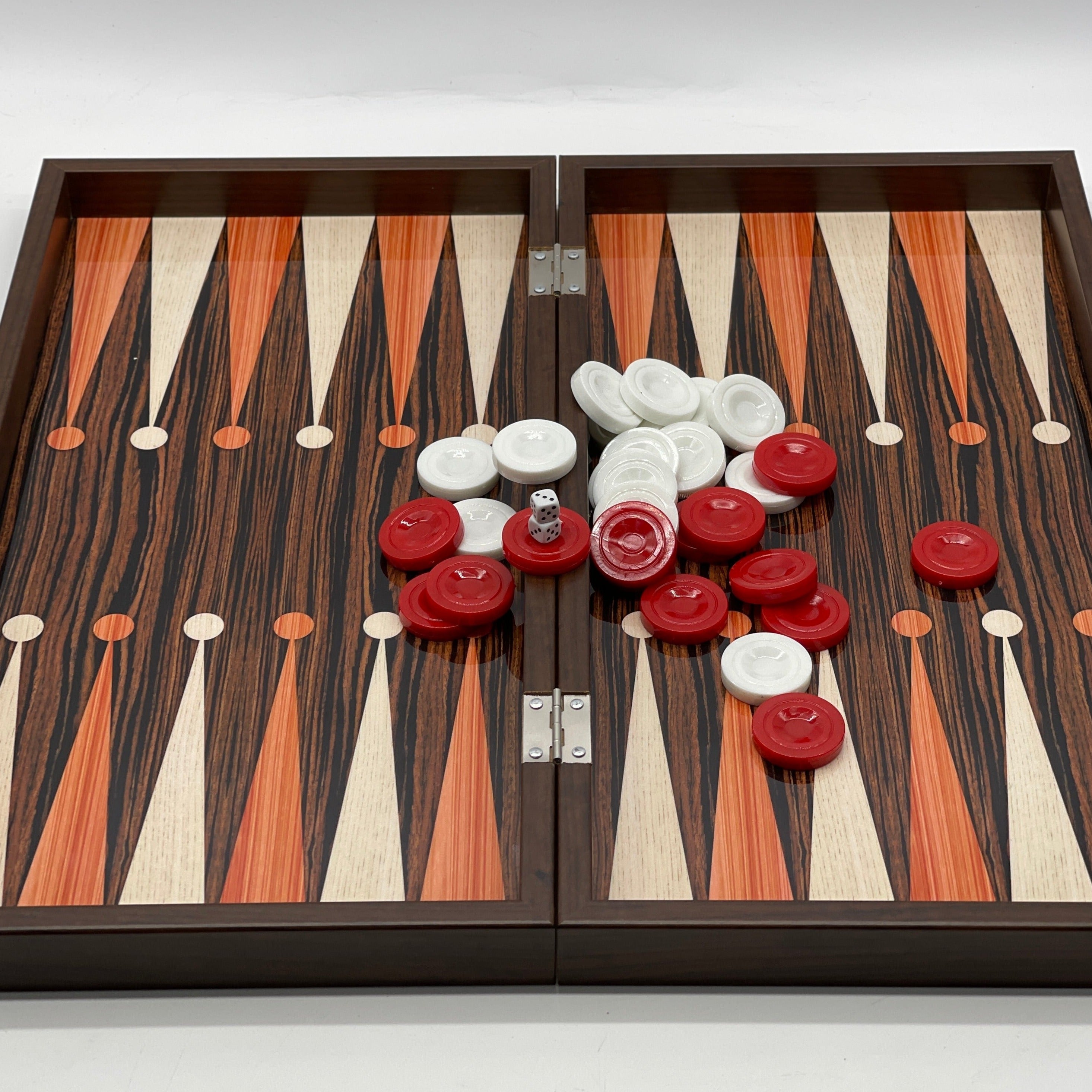 Handmade Dark Brown Pattern Backgammon Set With Crusaders Chess Pieces