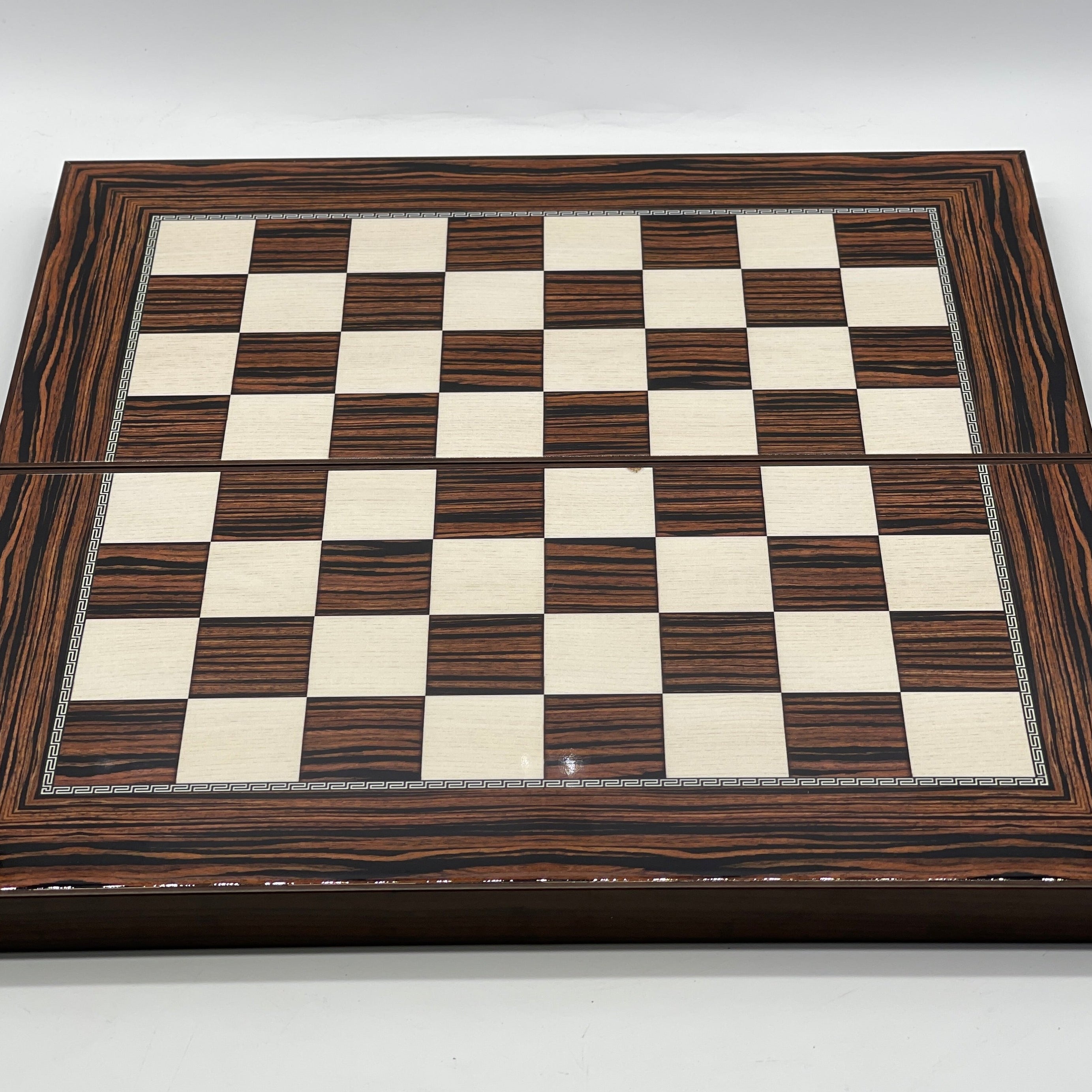 Handmade Dark Brown Pattern Backgammon Set With Crusaders Chess Pieces