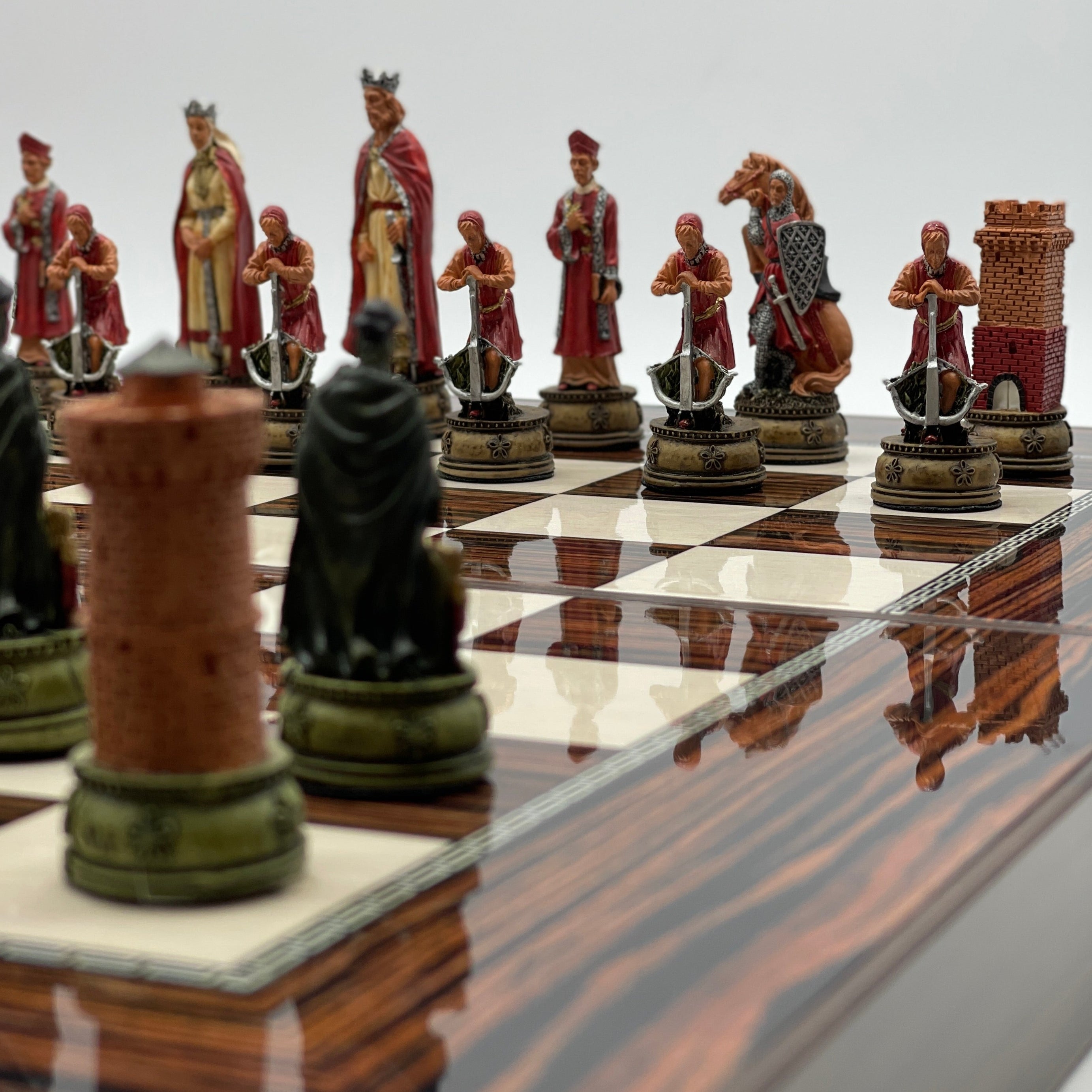 Handmade Dark Brown Pattern Backgammon Set With Camelot Chess Pieces