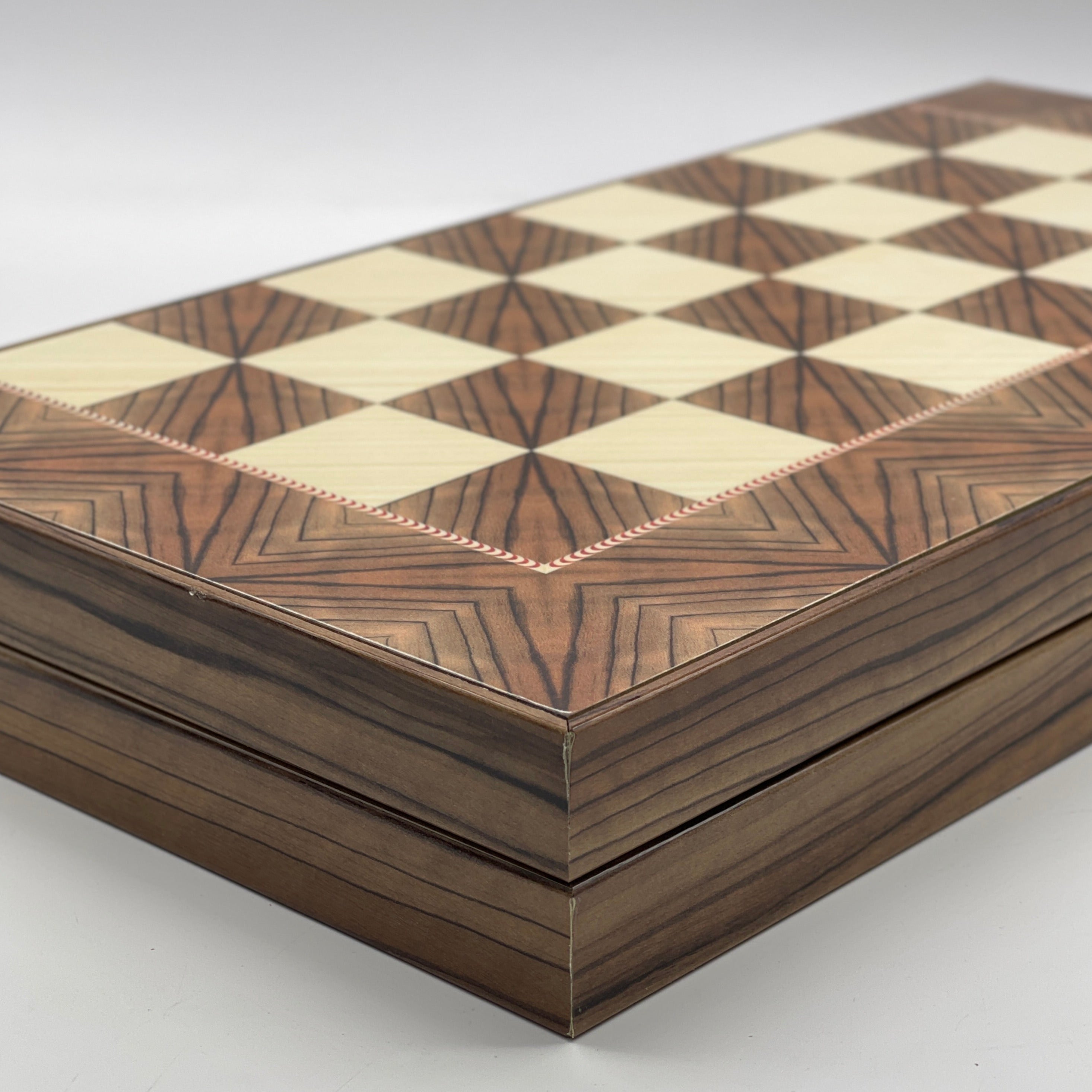 Handmade Brown Pattern Backgammon Set With Polyester Crusaders Chess Pieces