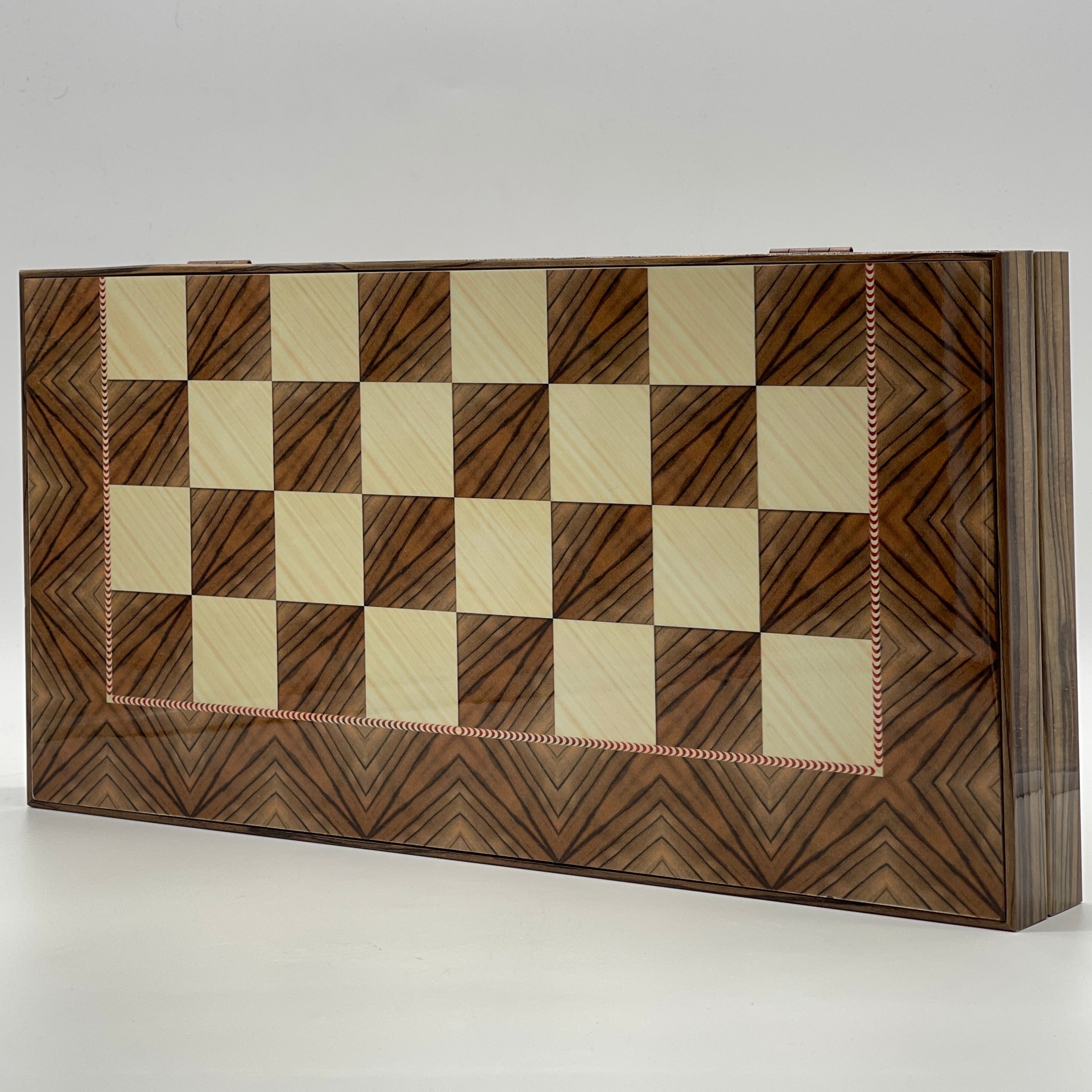 Handmade Brown Pattern Backgammon Set With Polyester Camelot Chess Pieces