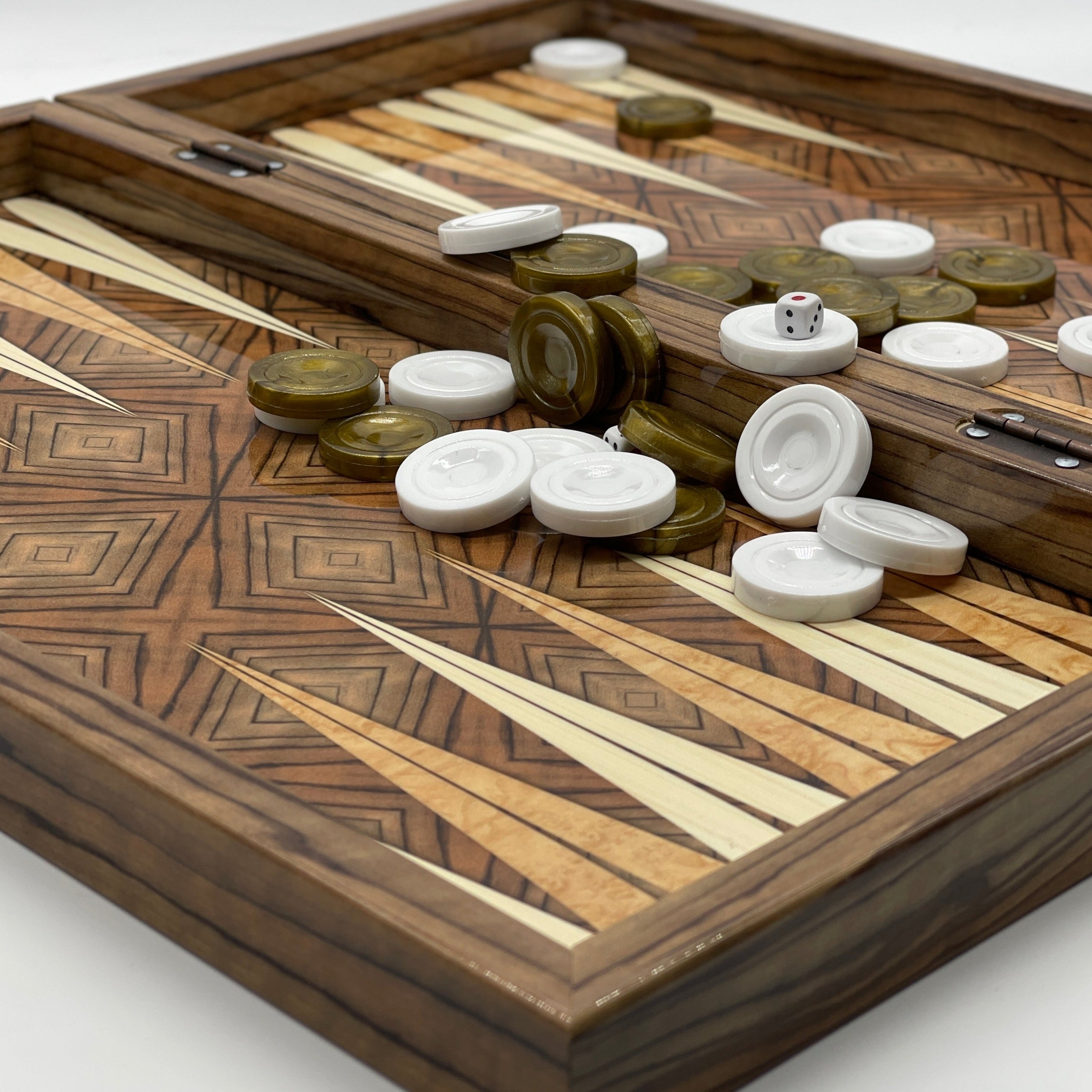 Handmade Brown Pattern Backgammon Set With Polyester Egyptian Chess Pieces