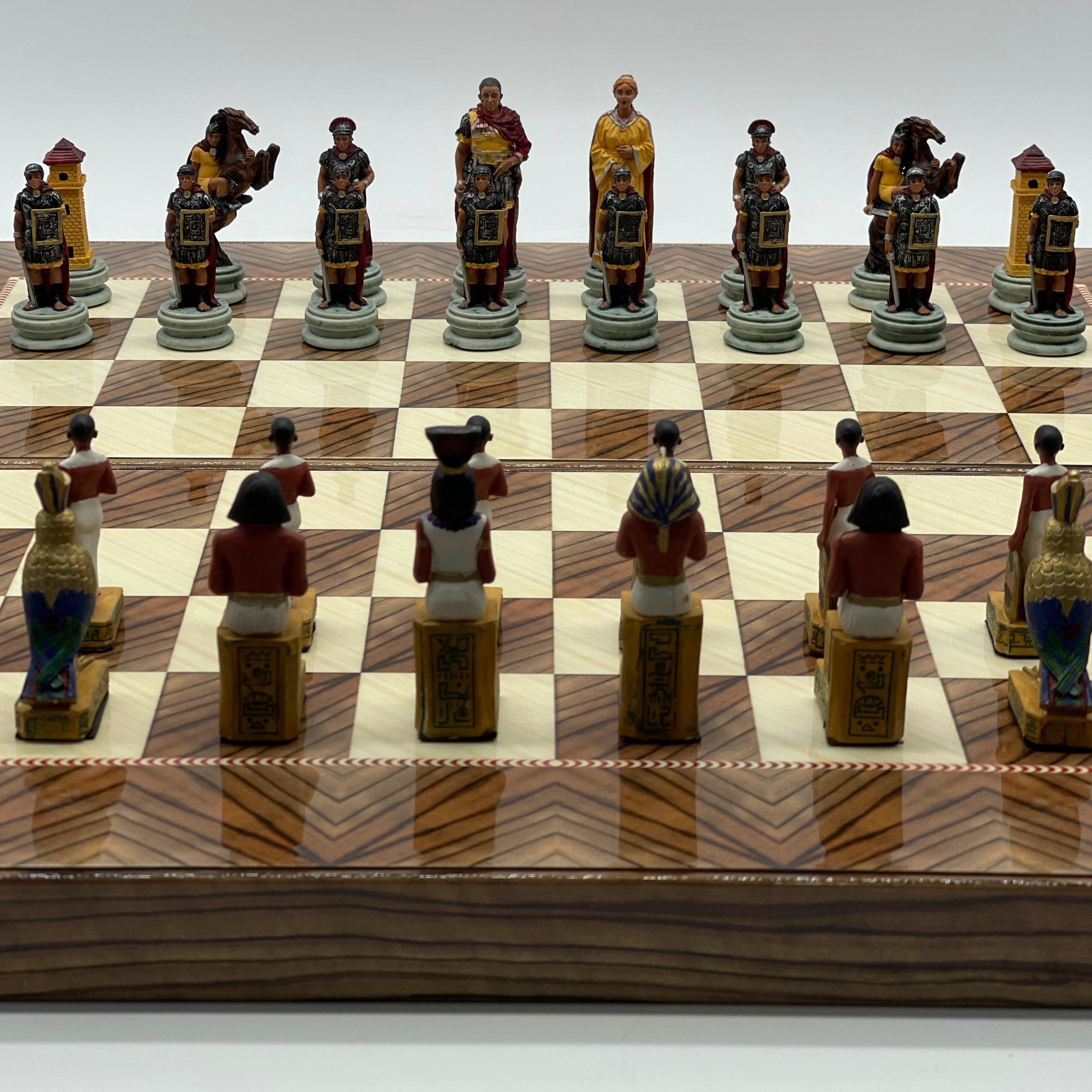 Handmade Brown Pattern Backgammon Set With Polyester Egyptian Chess Pieces