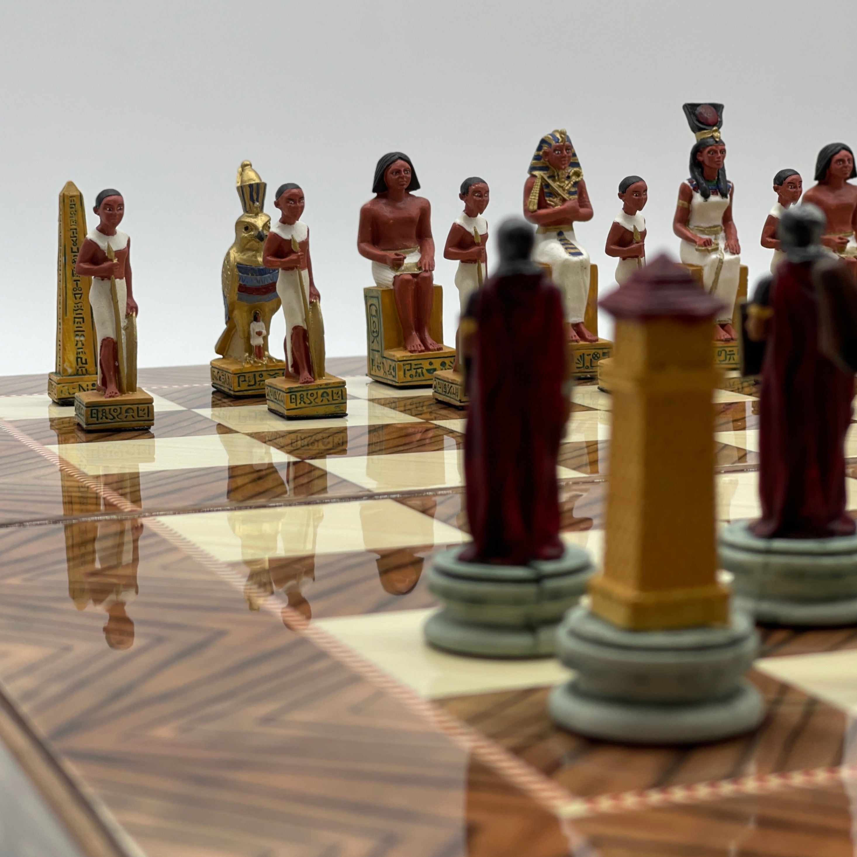 Handmade Brown Pattern Backgammon Set With Polyester Egyptian Chess Pieces