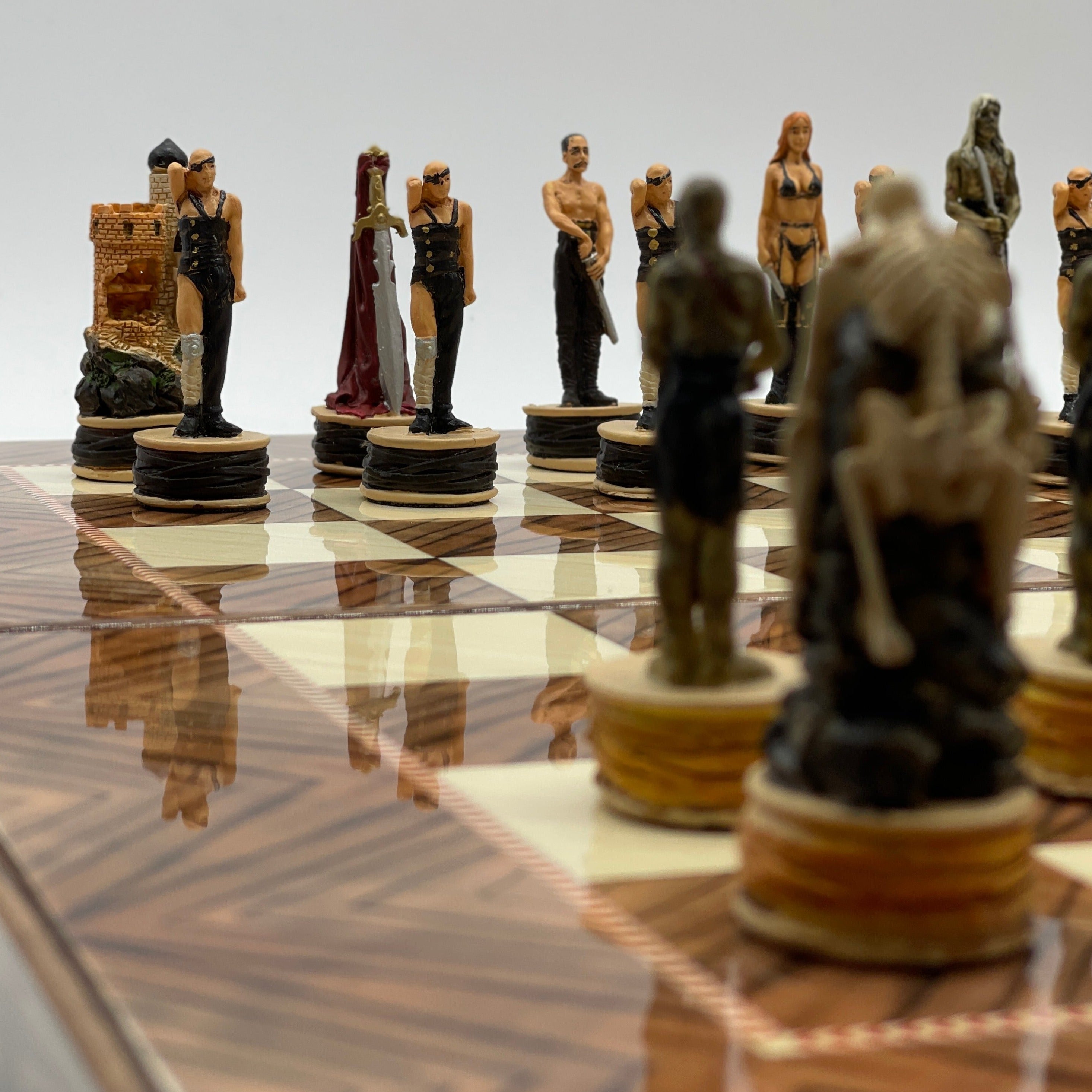 Handmade Brown Pattern Backgammon Set With Polyester Zombies Chess Pieces