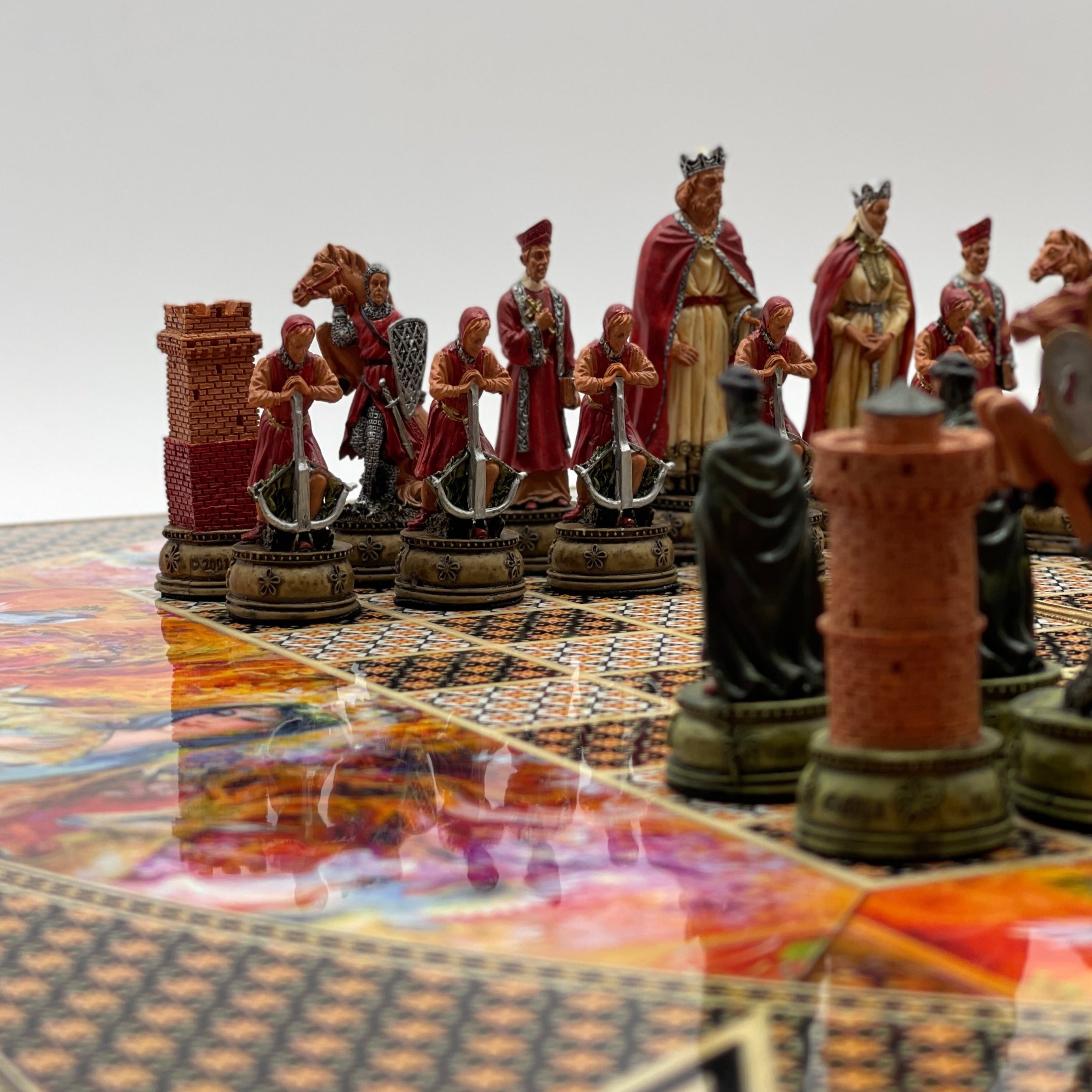 Handmade Hatemi Colors Pattern Backgammon Set With Crusaders Chess Pieces