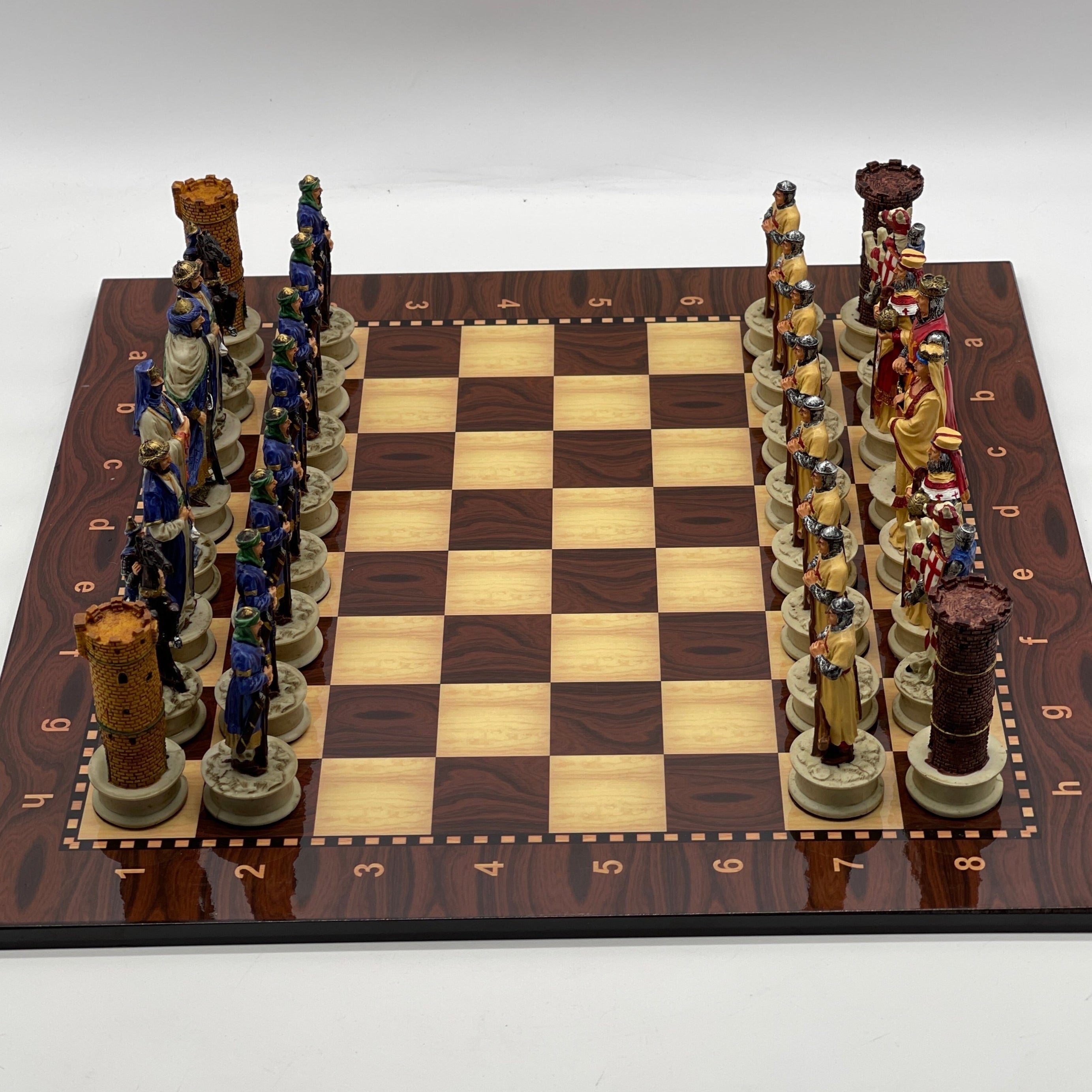 Large Walnut Marble Pattern Chess Board With Crusaders Polyester Chess Pieces