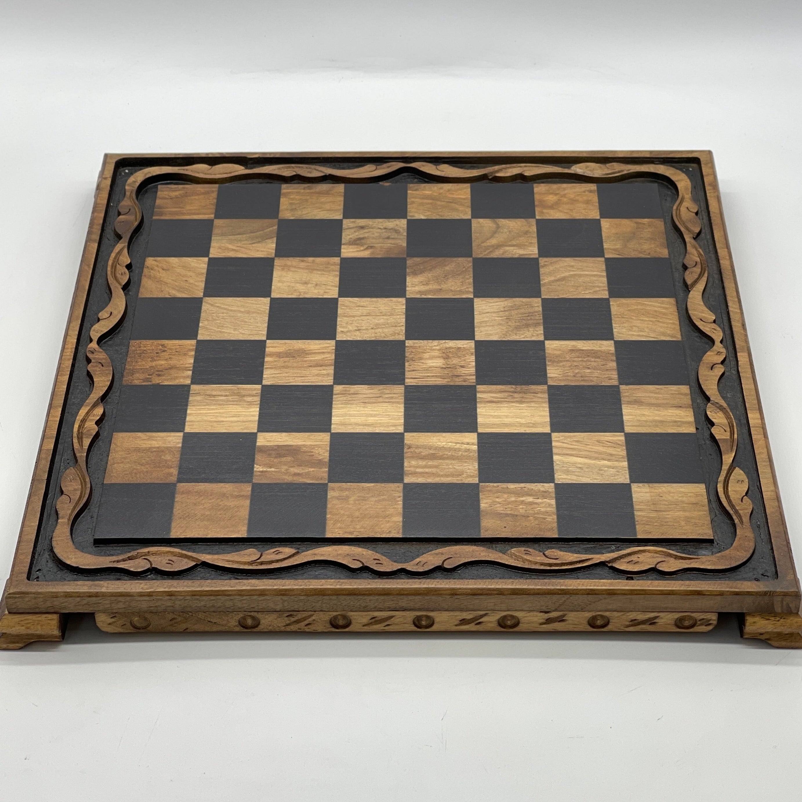 Handmade Wooden Chess Set With Crusaders Polyester Chess Pieces