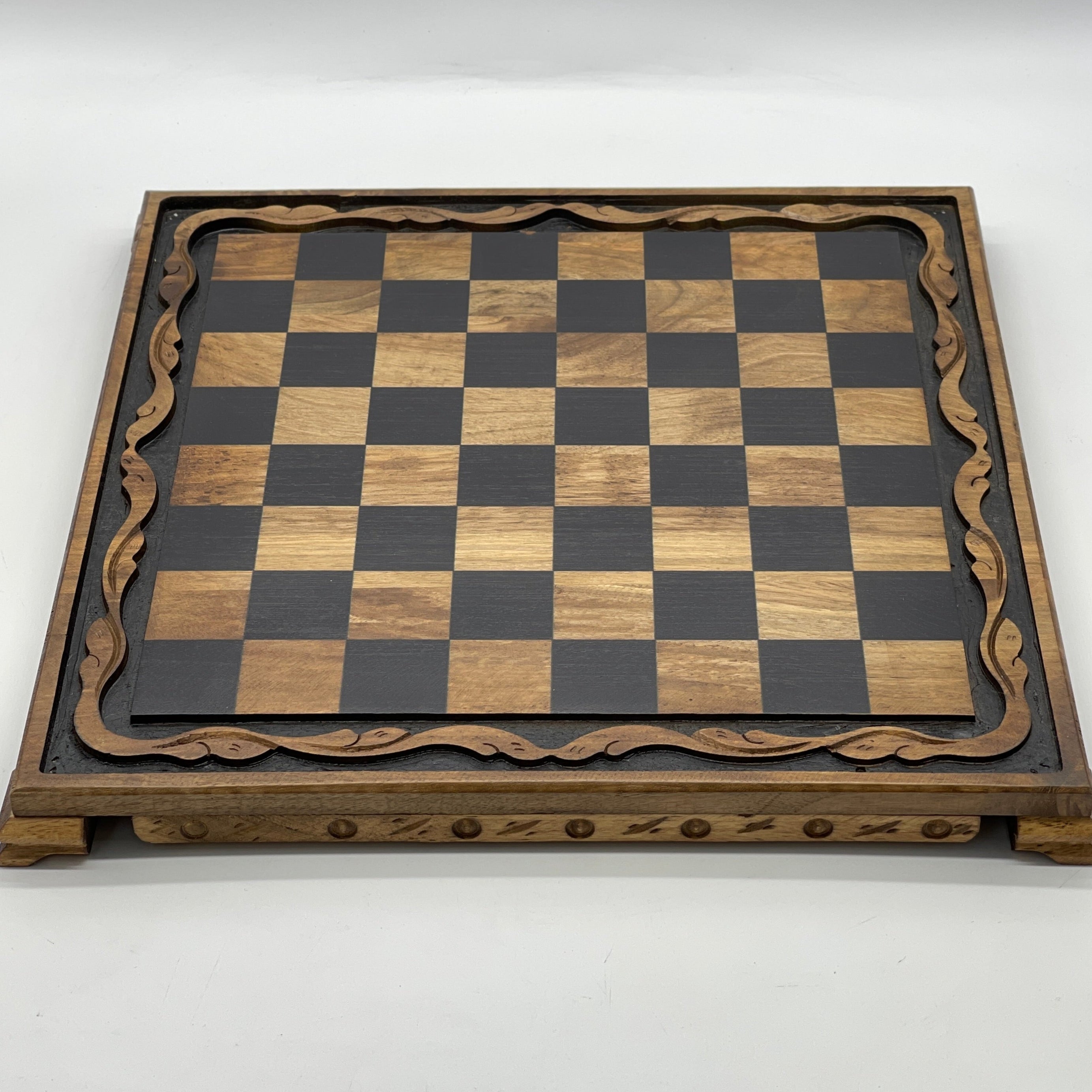 Handmade Wooden Chess Set With Arabian vs Crusaders Polyester Chess Pieces