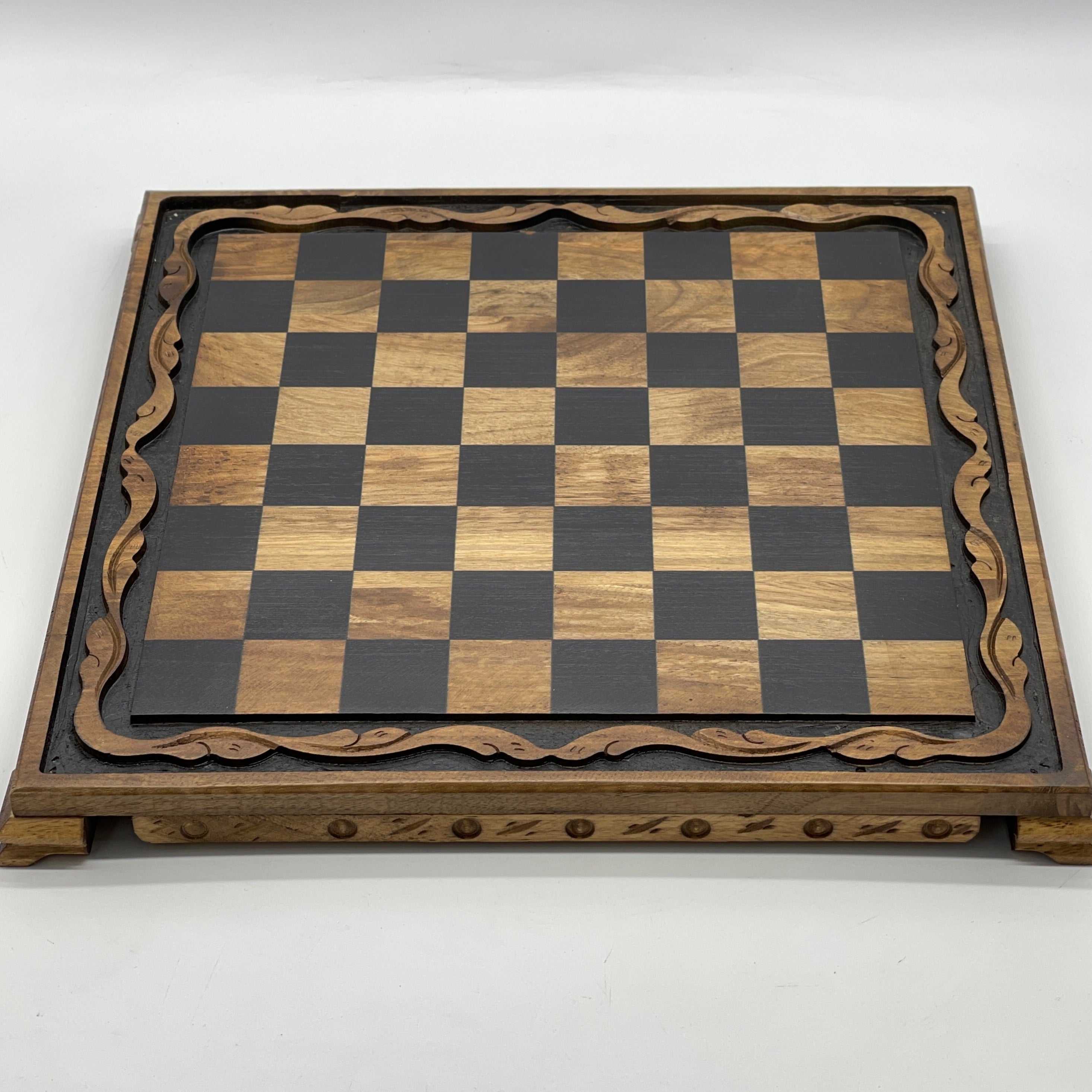 Handmade Wooden Chess Set With Arabian vs Crusaders Polyester Chess Pieces