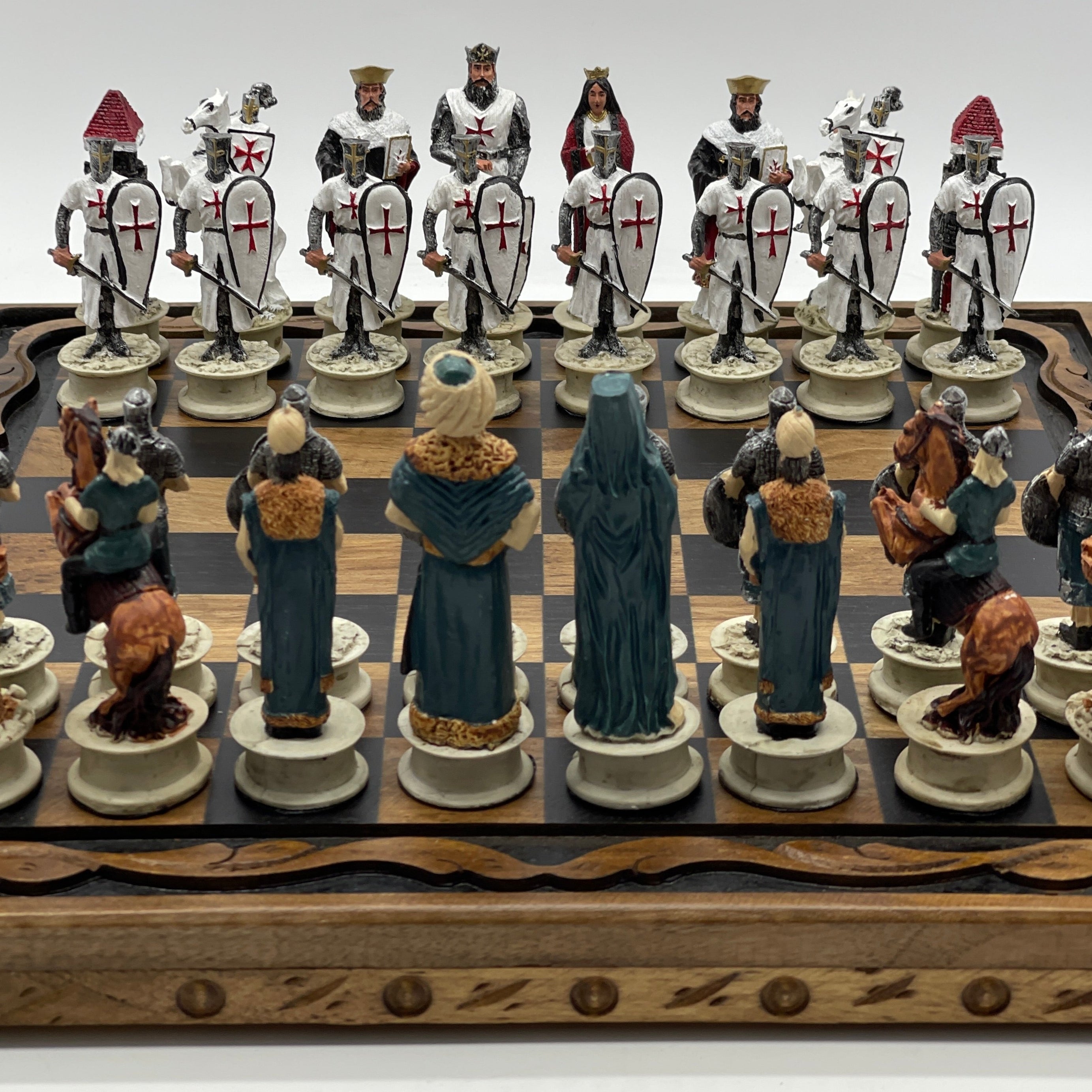 Handmade Wooden Chess Set With Crusaders Polyester Chess Pieces