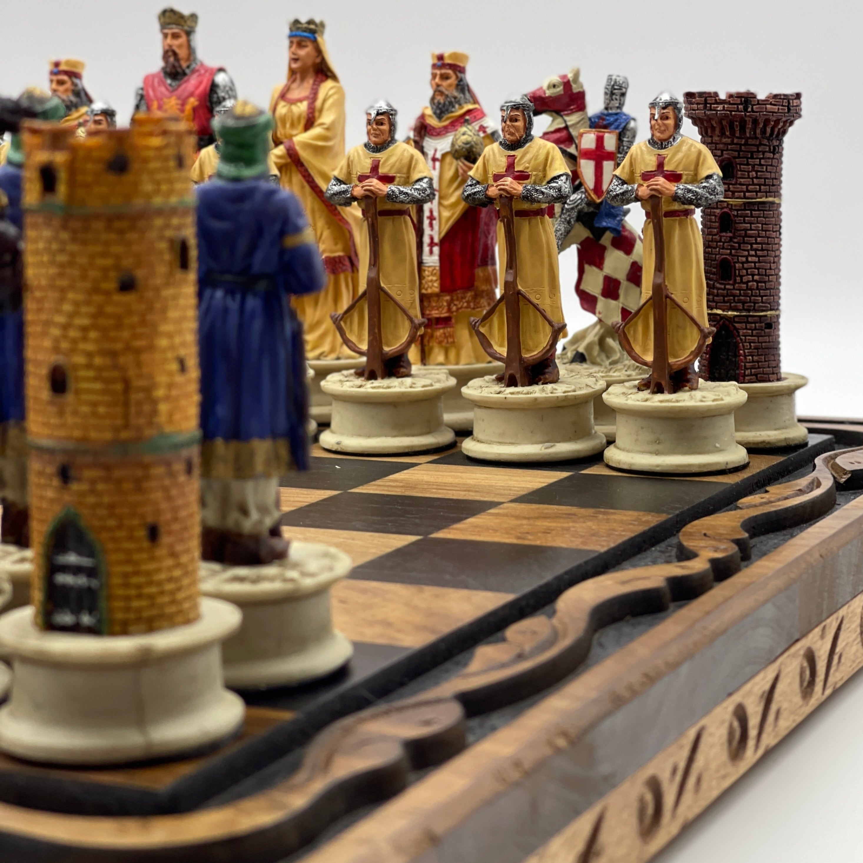 Handmade Wooden Chess Set With Large Crusaders Polyester Chess Pieces