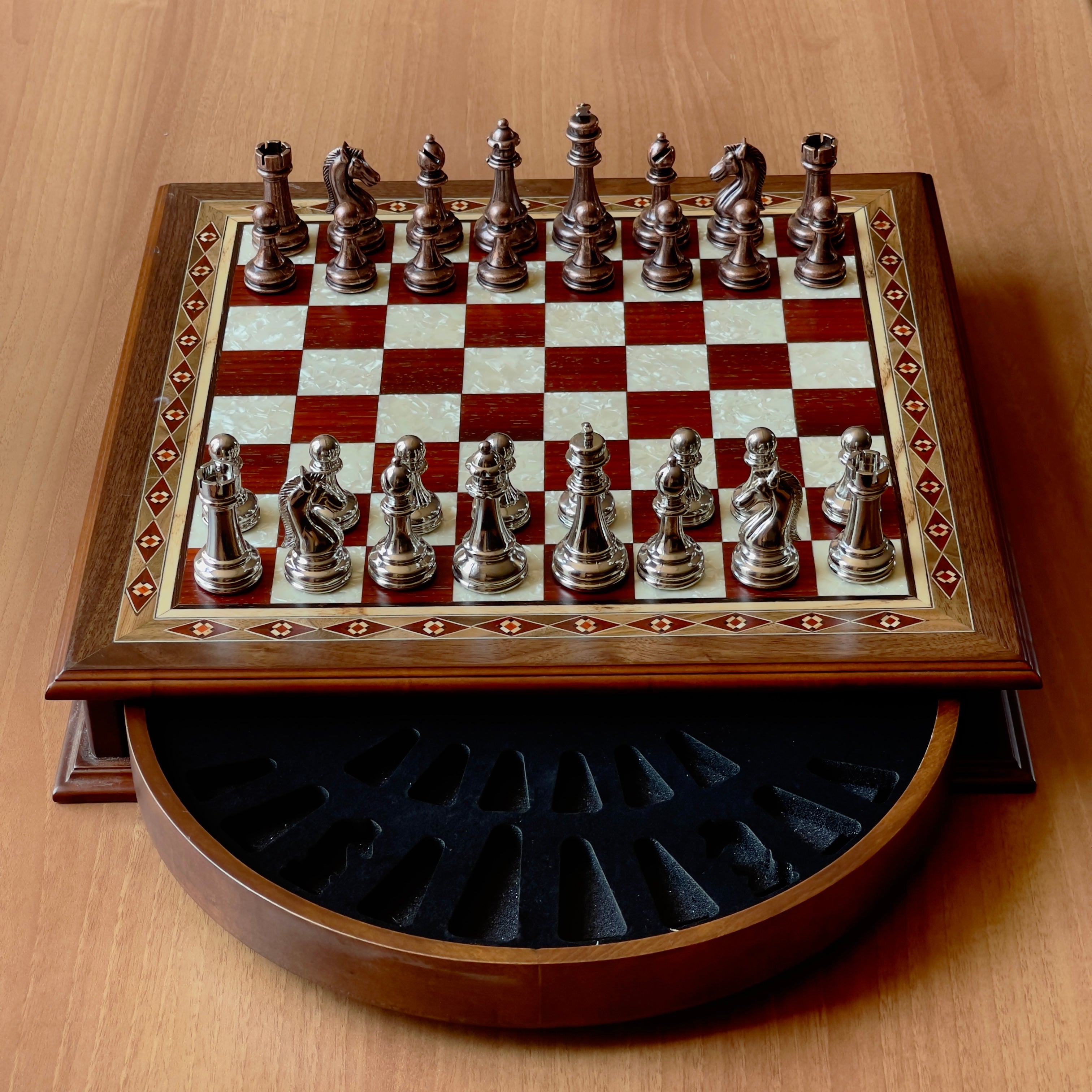 Walnut 360 Degree Drawers Storage Chess Set with Metal Theme Chess Pieces