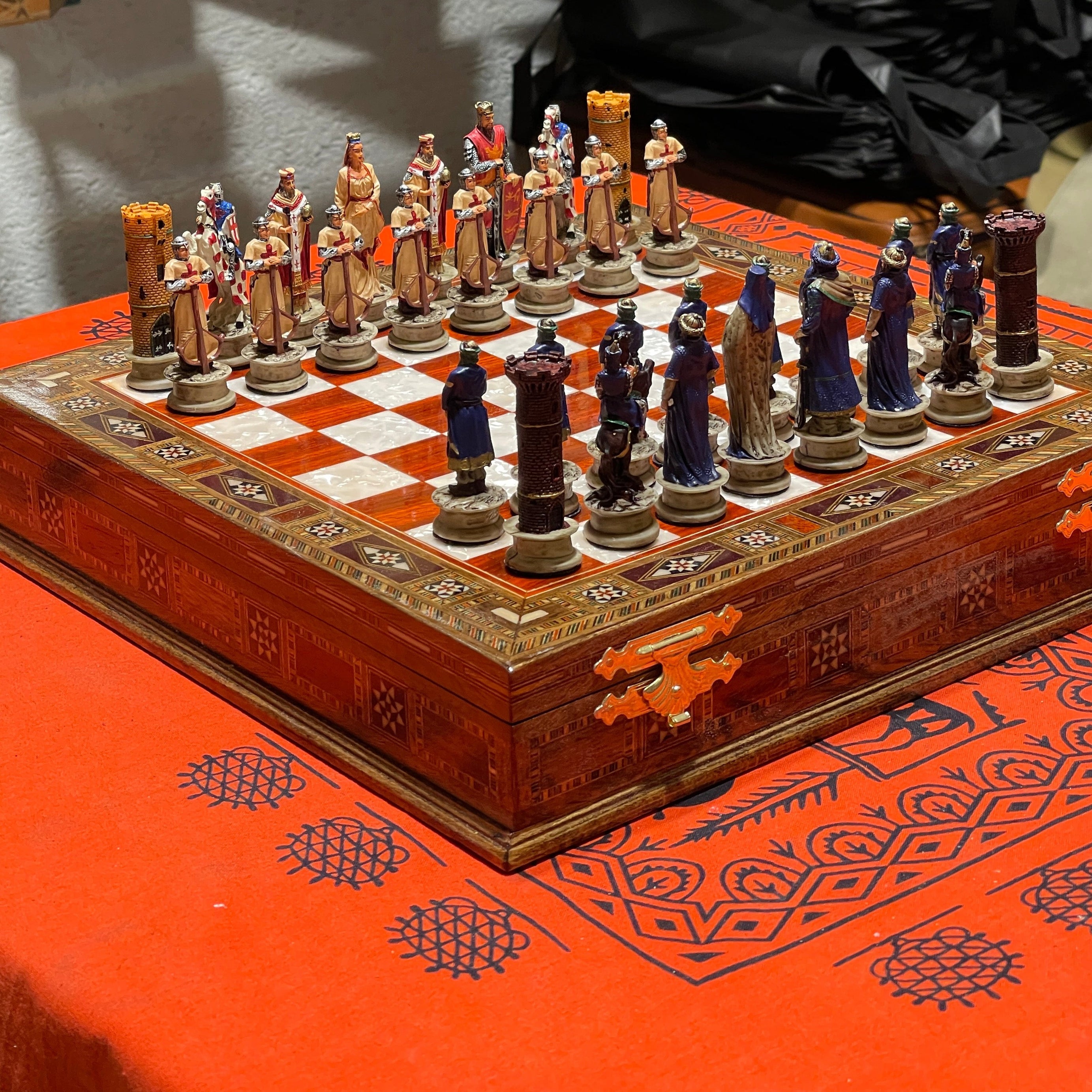 15" Custom Unique Wooden Storage Chess Set with Crusaders Chess Figures