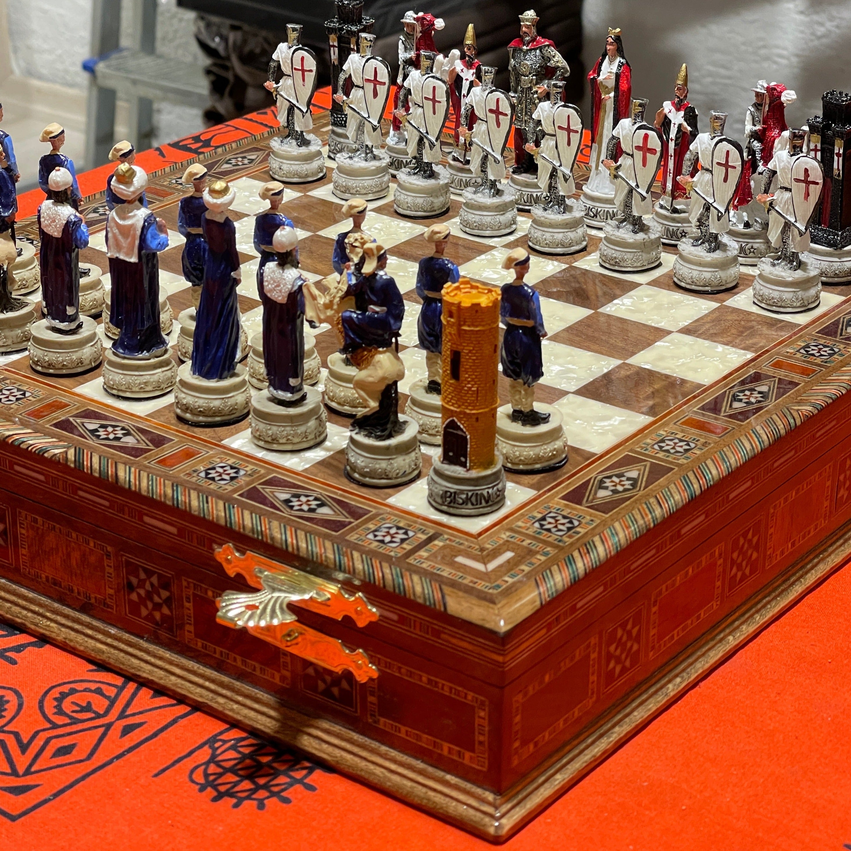 15" Custom Unique Walnut Wooden Storage Chess Set With Crusaders Chess Figures