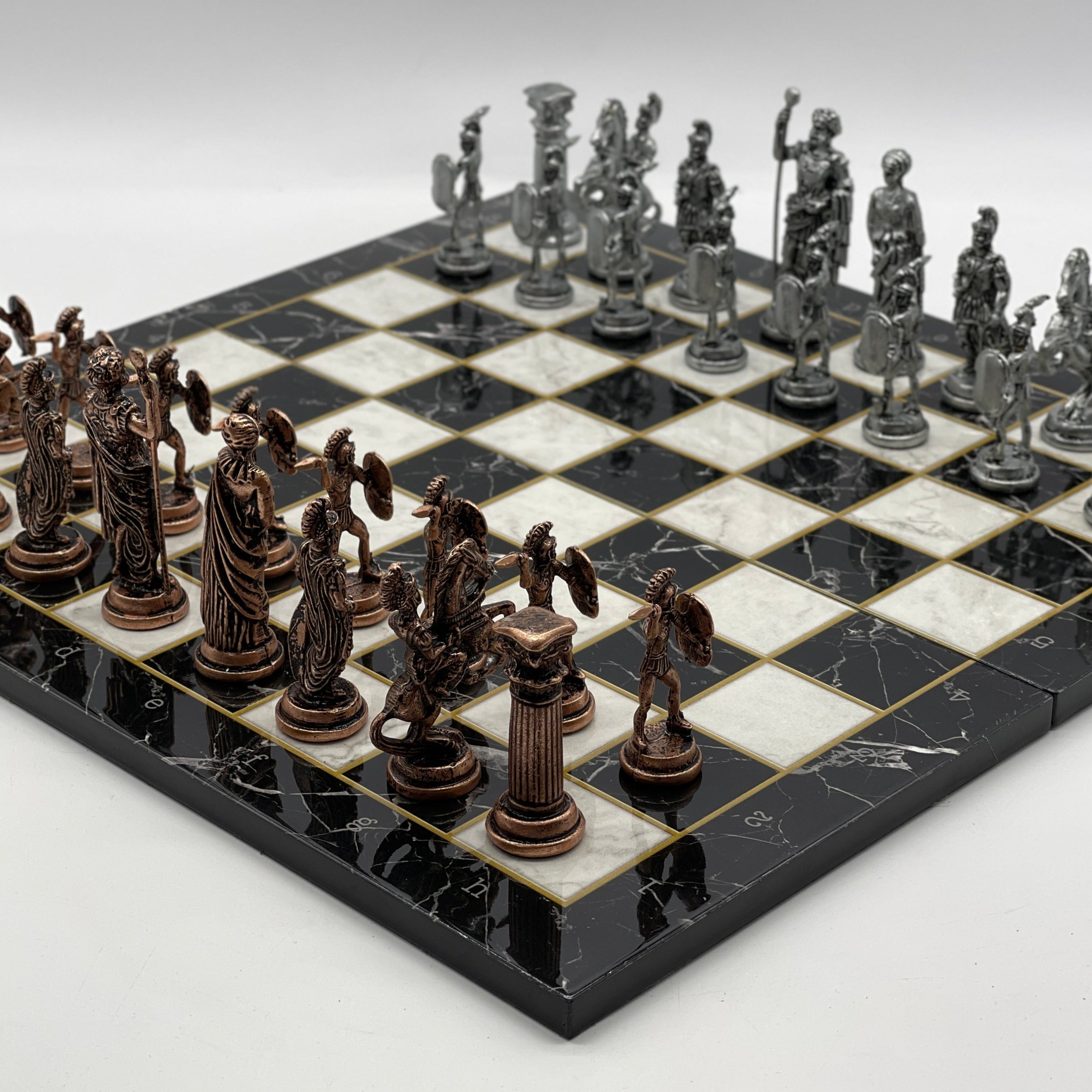 Black Marble Pattern Folding Chess Board With Romans Metal Chess Pieces