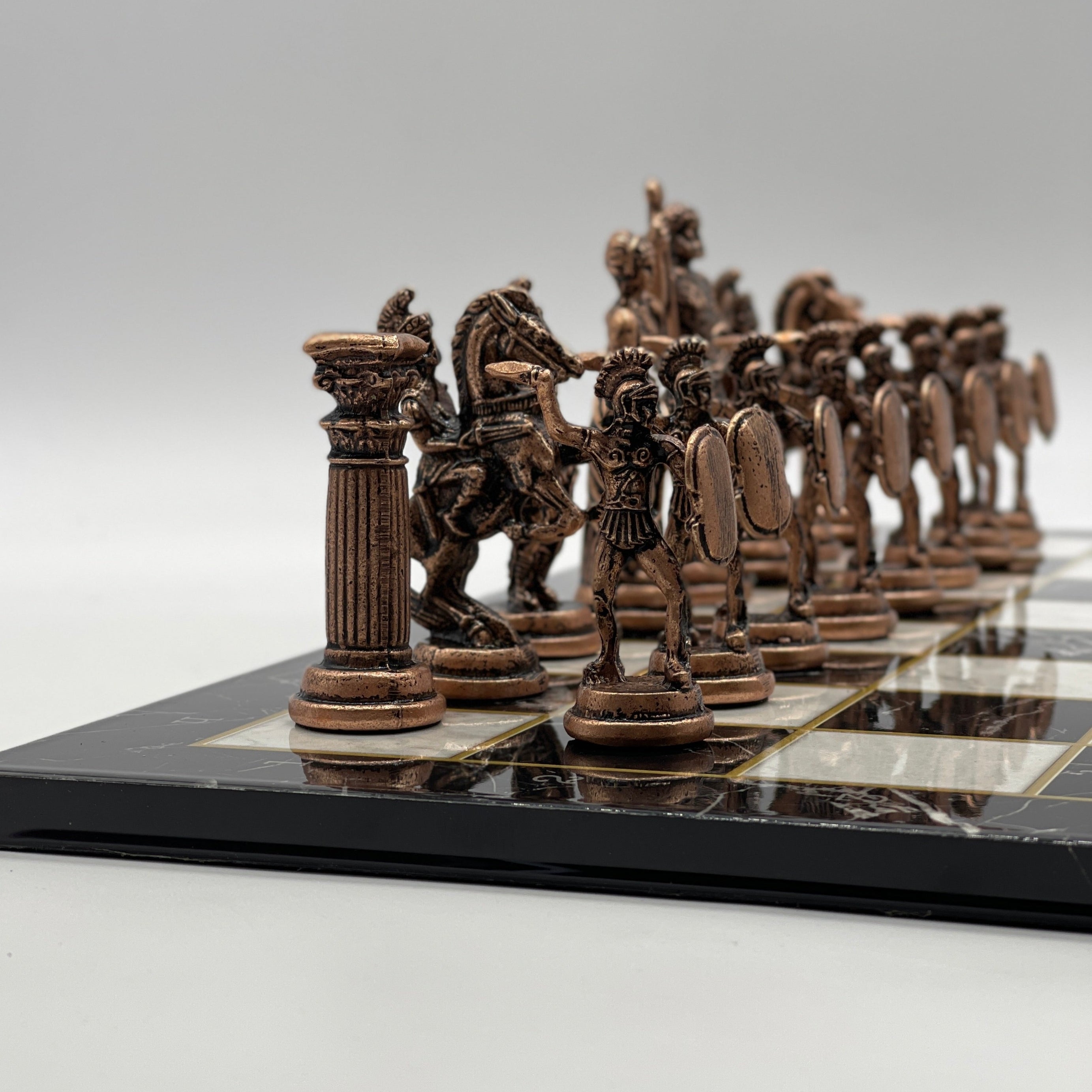 Black Marble Pattern Folding Chess Board With Romans Metal Chess Pieces