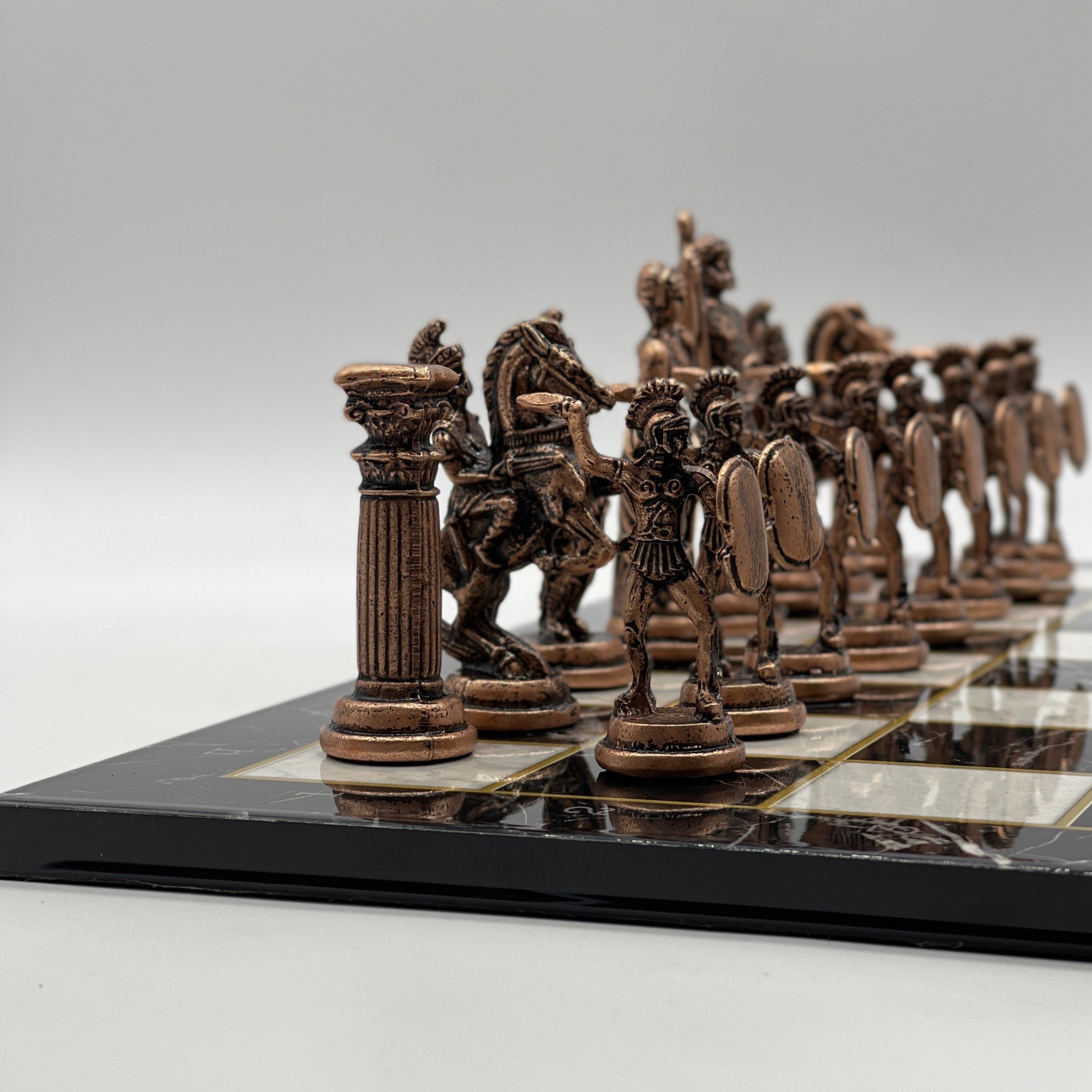 Black Marble Pattern Folding Chess Board With Crusaders Metal Chess Pieces