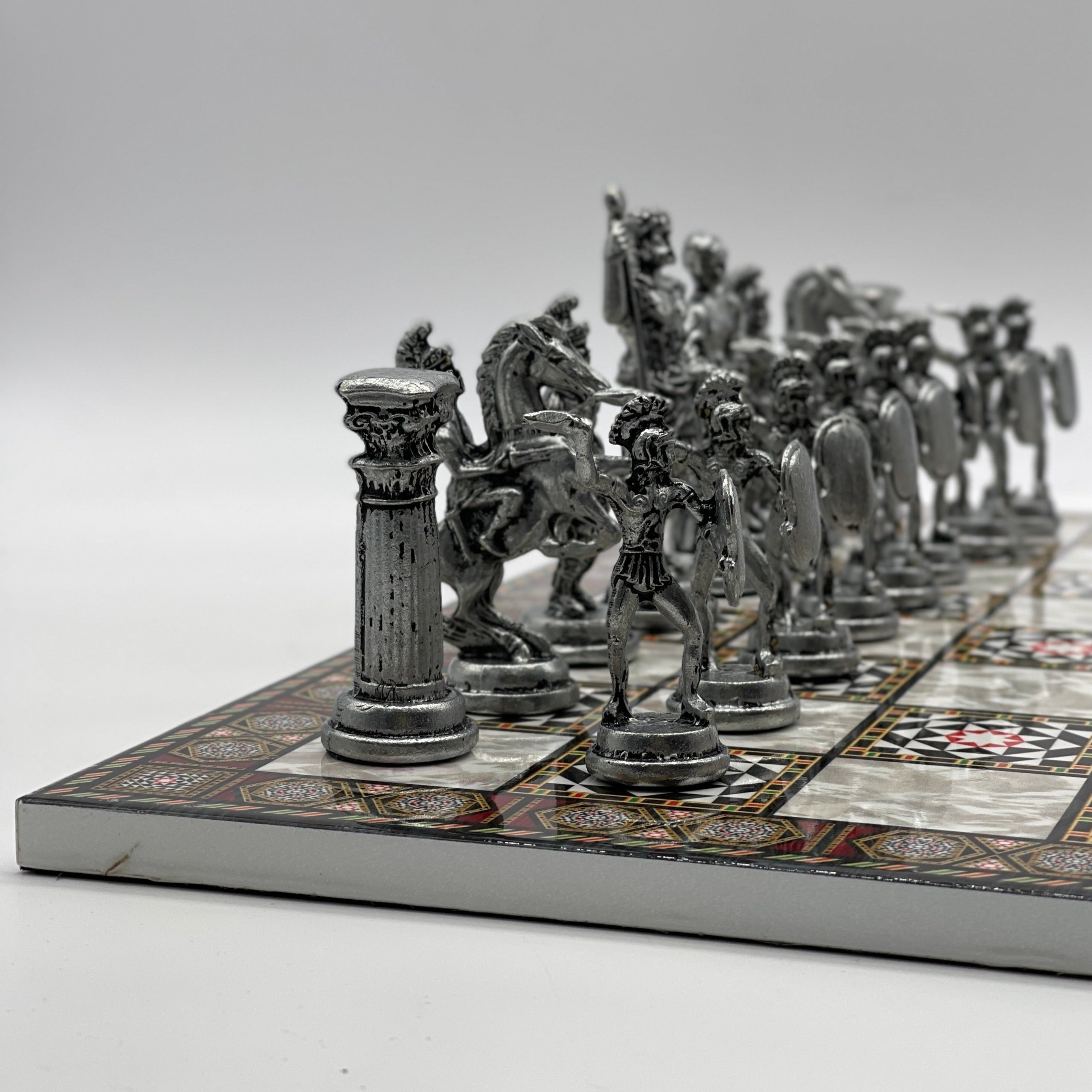 Large Mosaic Marble Pattern Folding Chess Board With Crusaders Metal Chess Pieces