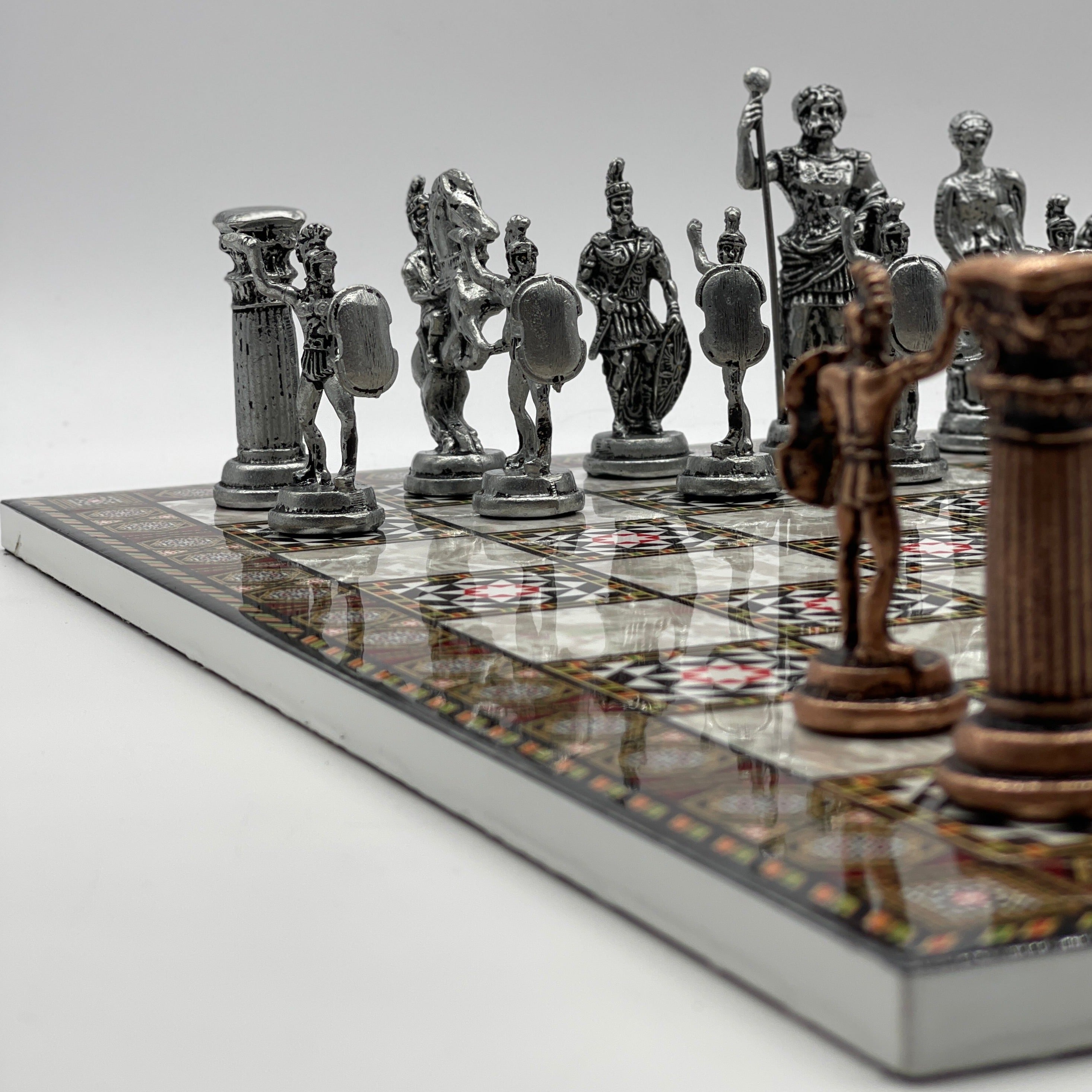 Large Mosaic Marble Pattern Folding Chess Board With Crusaders Metal Chess Pieces