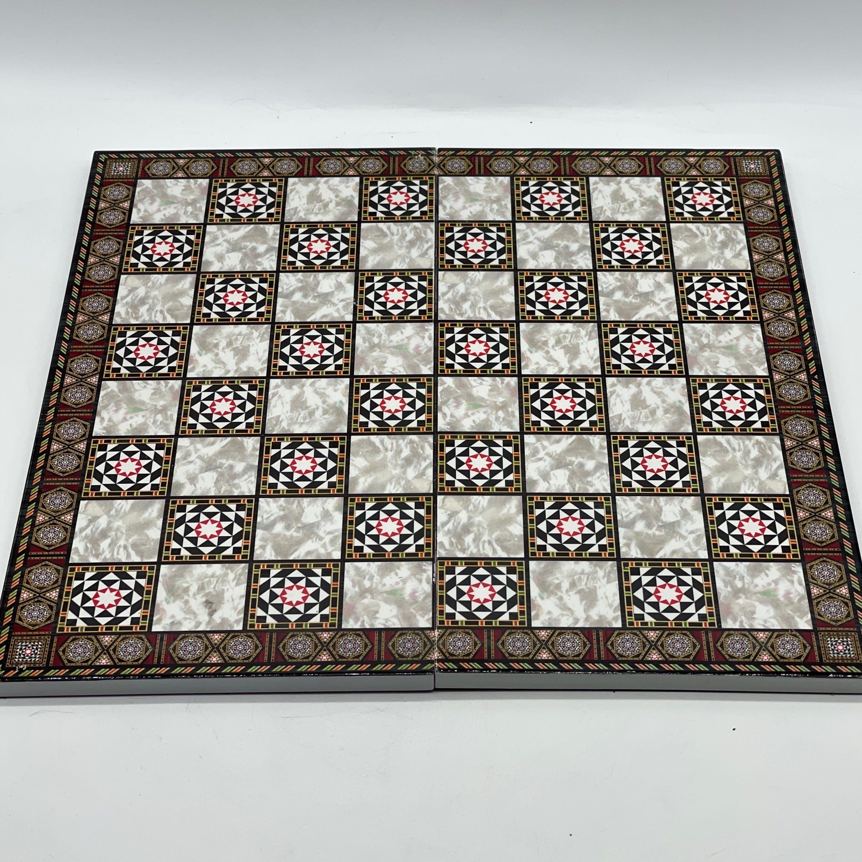 Large Mosaic Marble Pattern Folding Chess Board With Crusaders Metal Chess Pieces