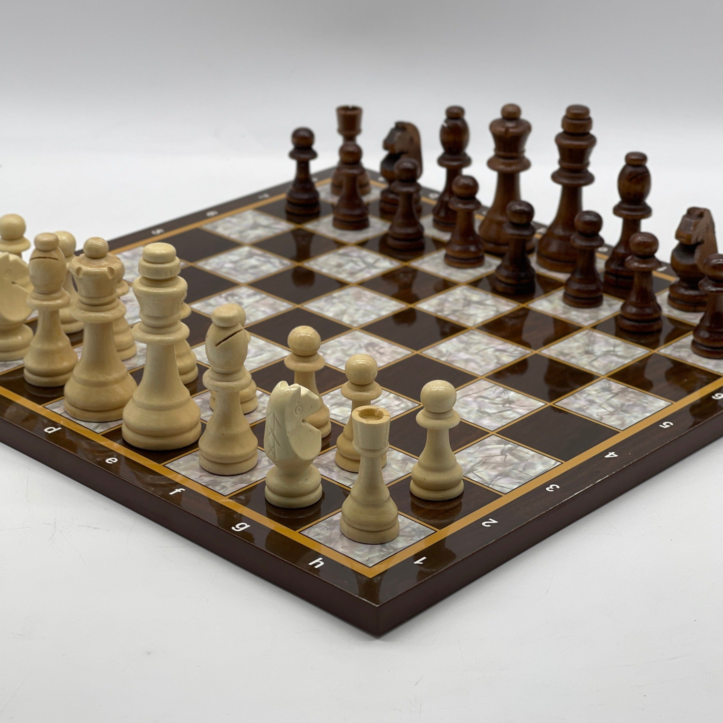 Brown Walnut Marble Pattern Wooden Set With Wooden Chess Pieces Set