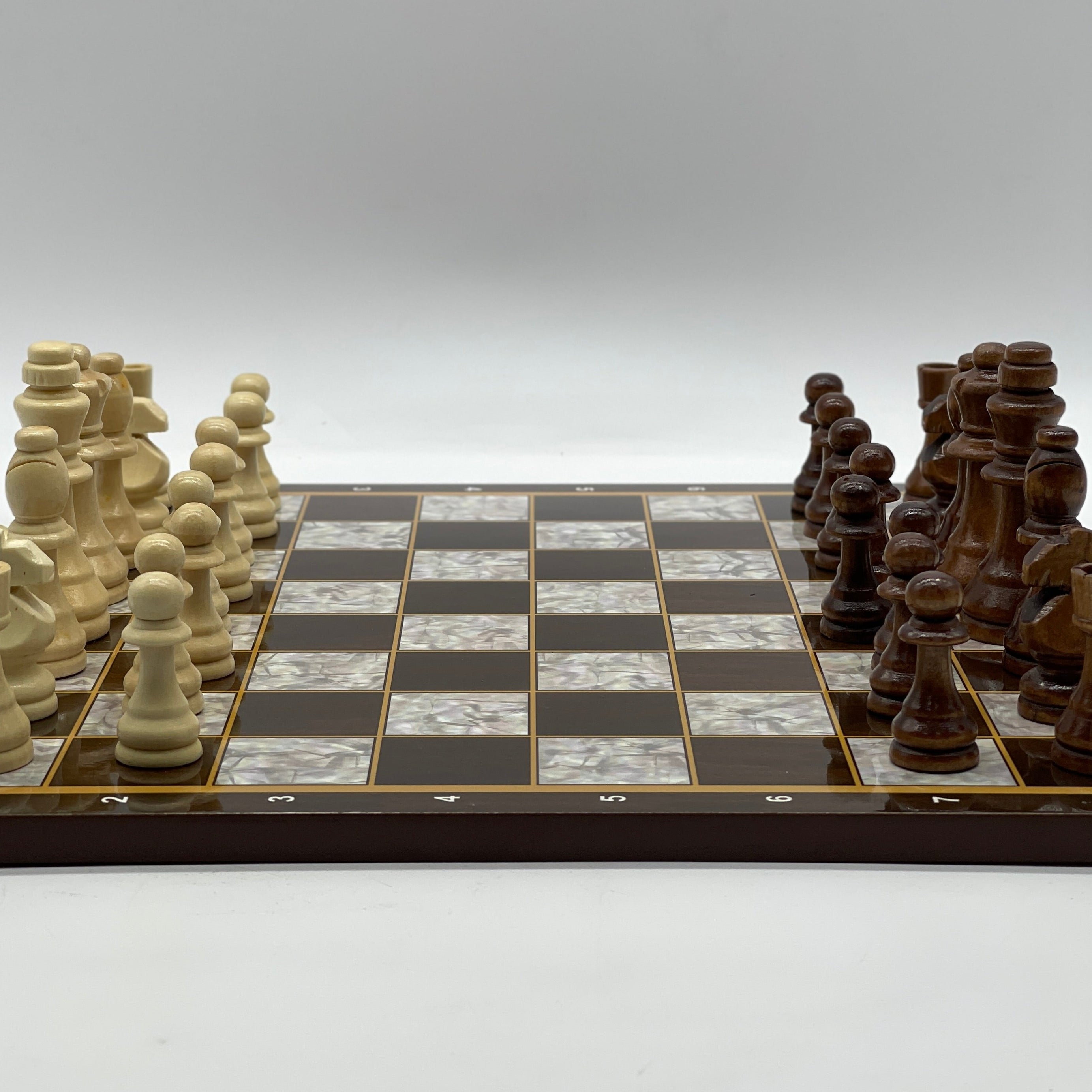 Brown Walnut Marble Pattern Wooden Set With Wooden Chess Pieces Set