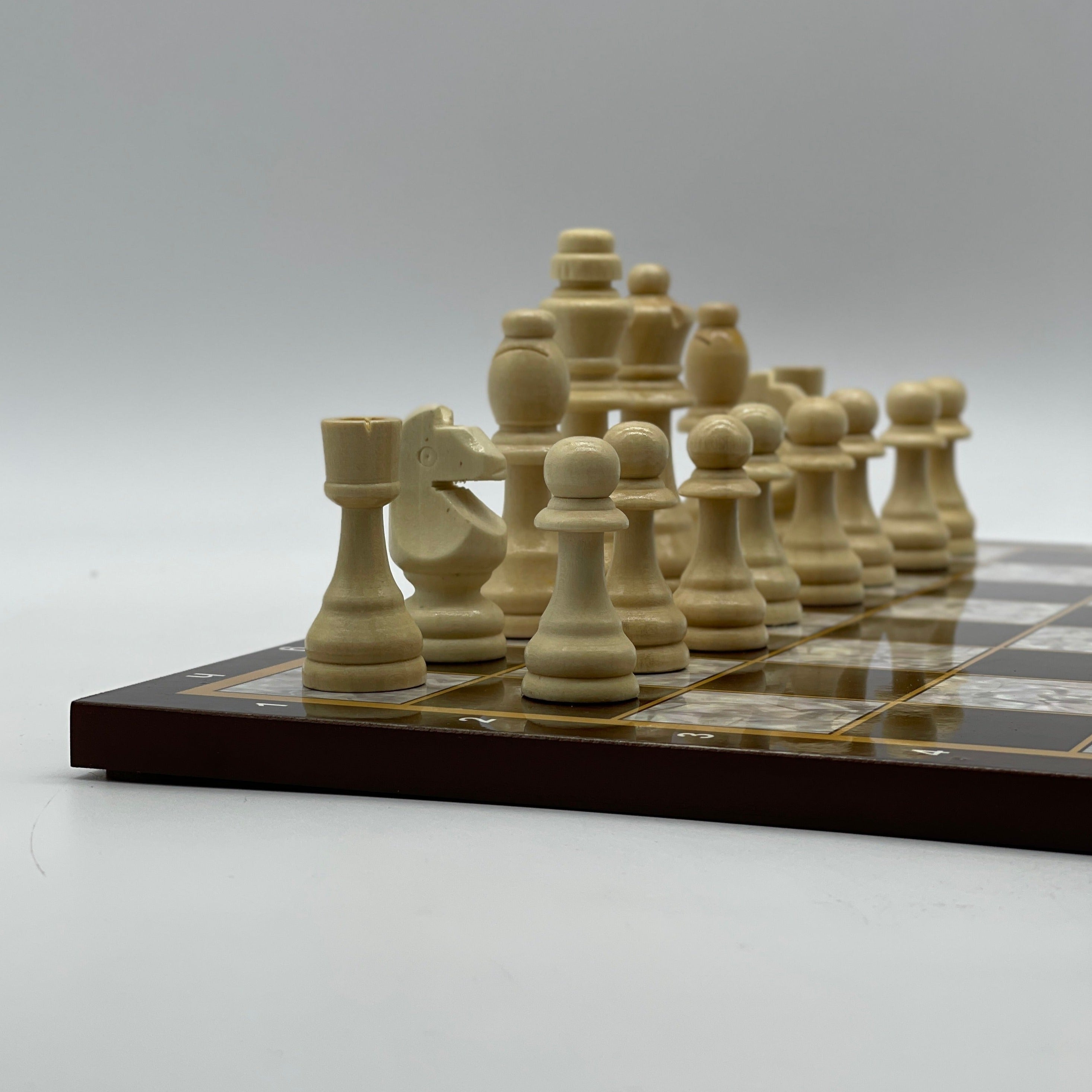 Brown Walnut Marble Pattern Wooden Set With Wooden Chess Pieces Set