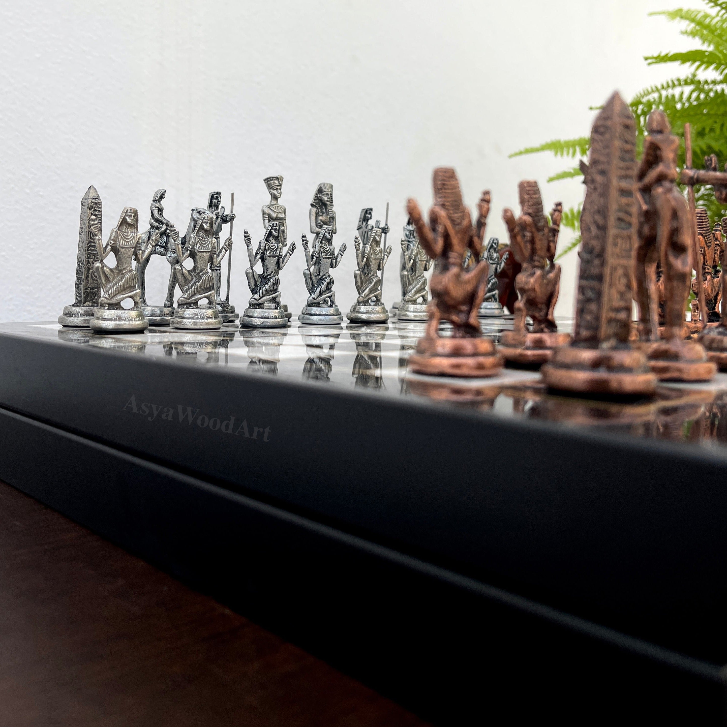 VIP Personalized Marble Patterned Chess Set With Egyptian Metal Chess Pieces