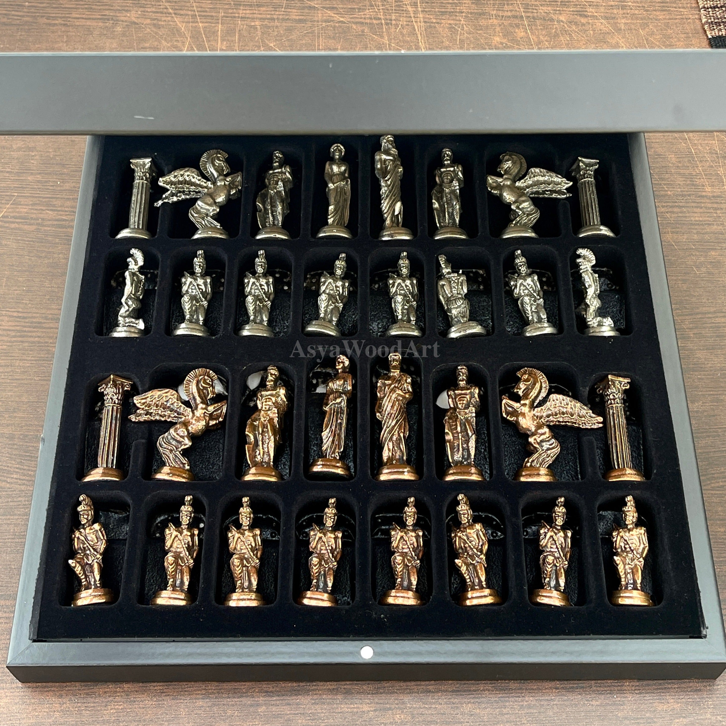 VIP Personalized Marble Patterned Chess Set With Pegasus Metal Chess Pieces