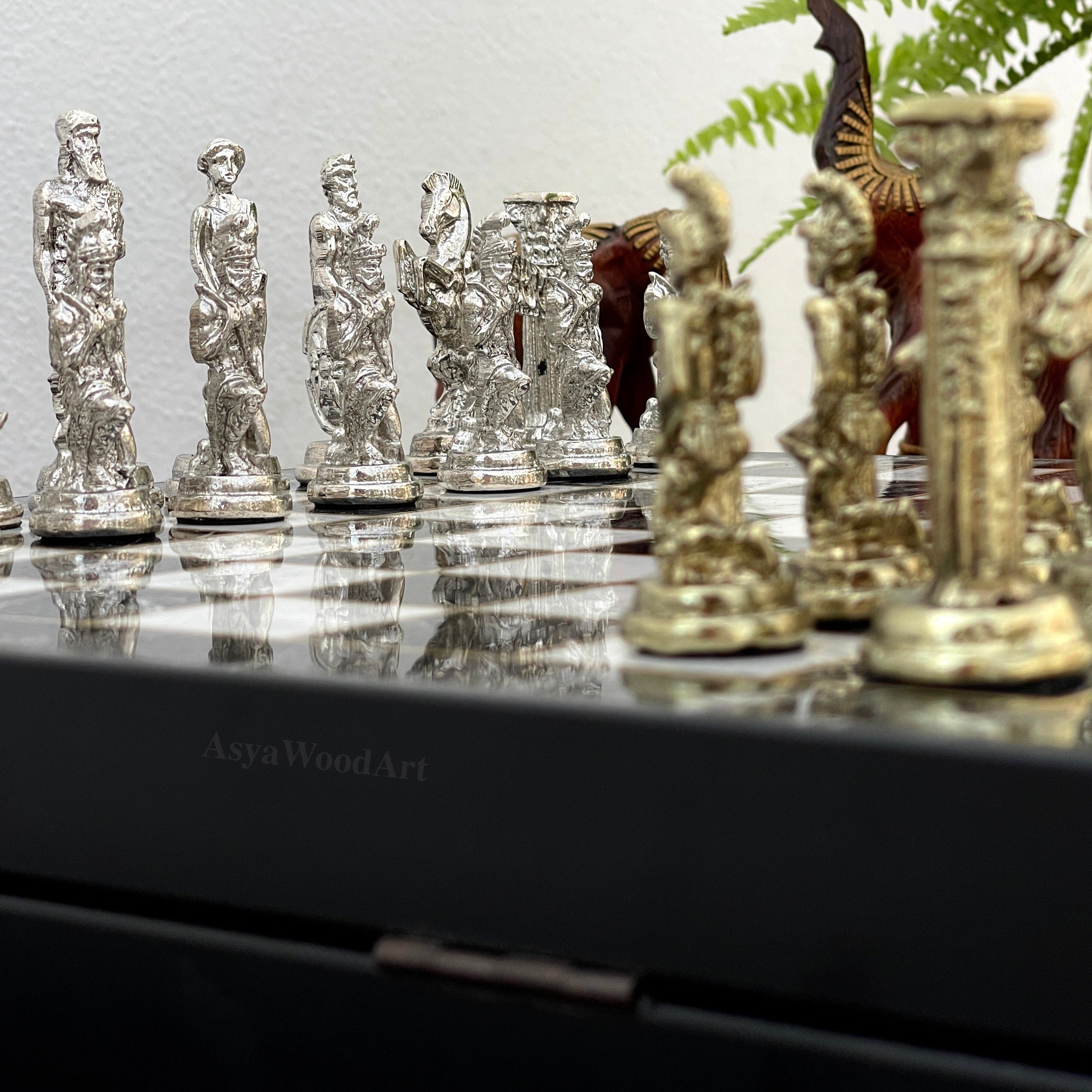 VIP Personalized Marble Patterned Chess Set With Pegasus Metal Chess Pieces