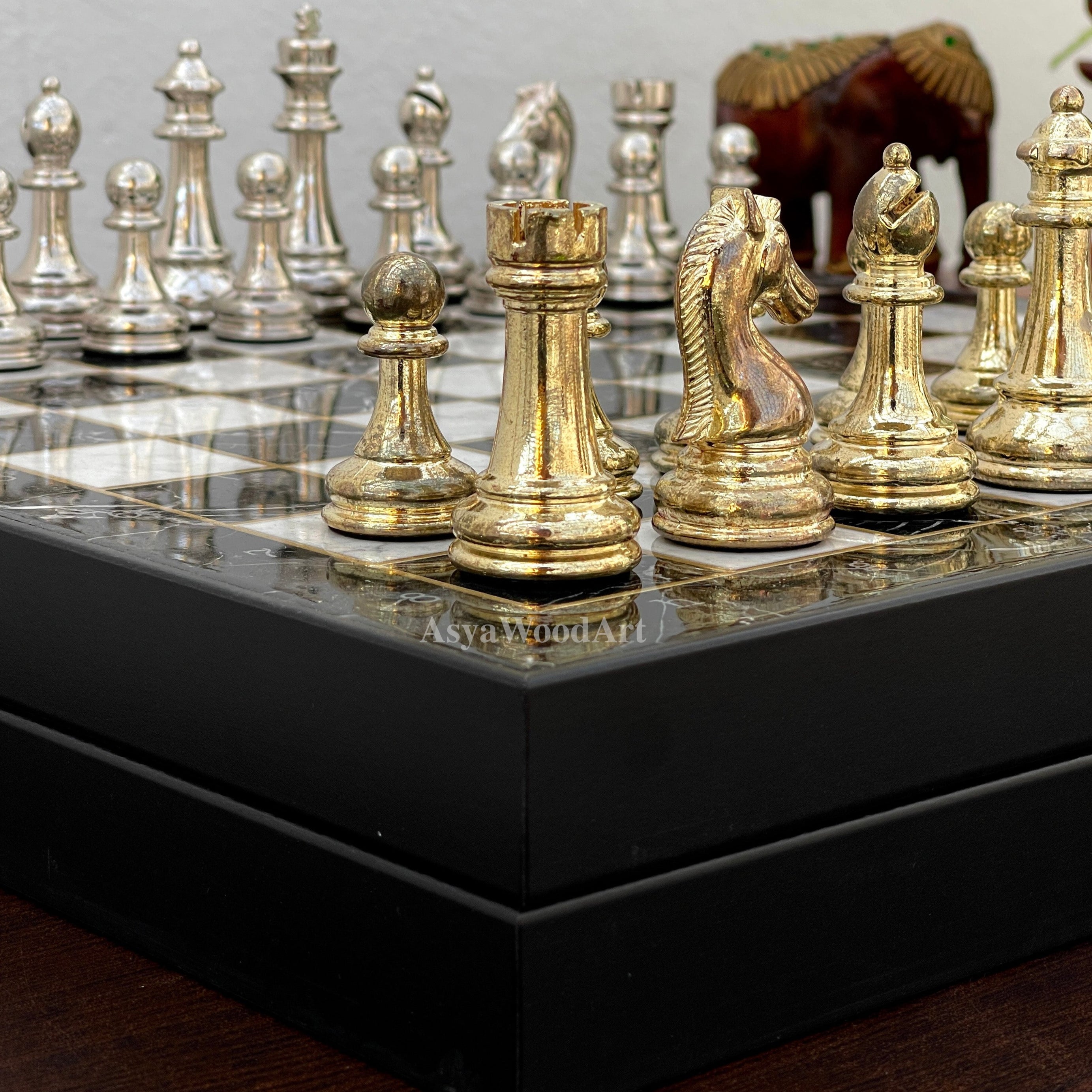 VIP Personalized Marble Patterned Chess Set With Metal Chess Pieces Figures