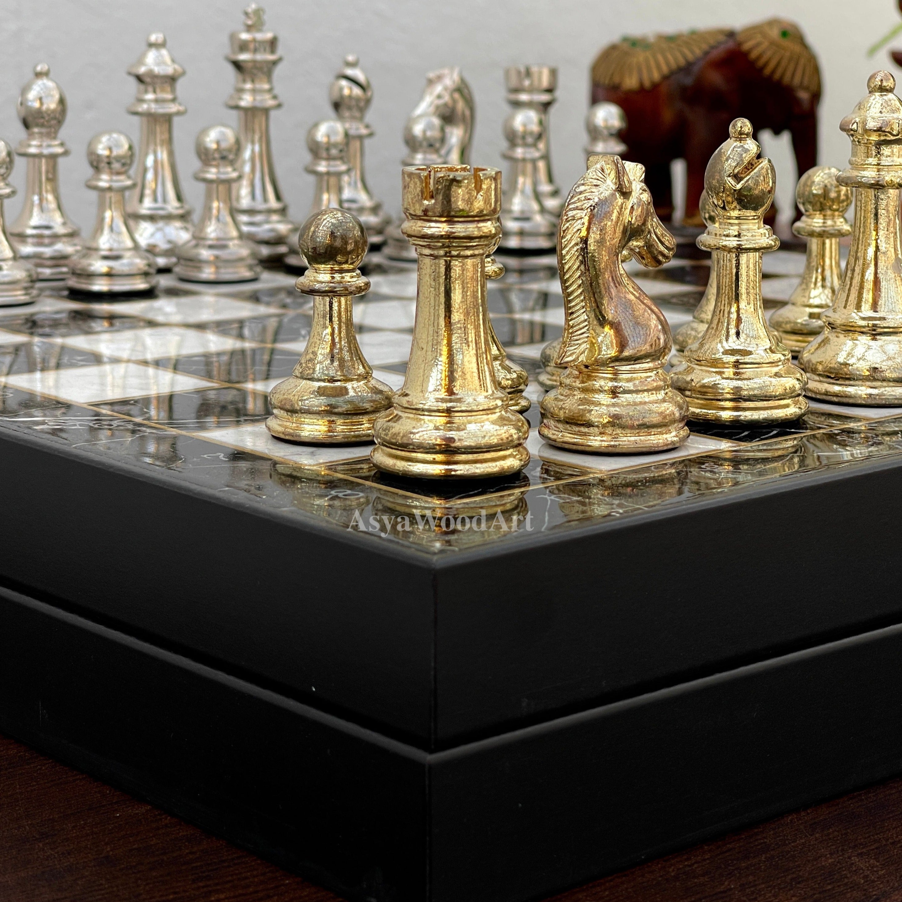 VIP Personalized Marble Patterned Chess Set With Metal Chess Pieces Figures