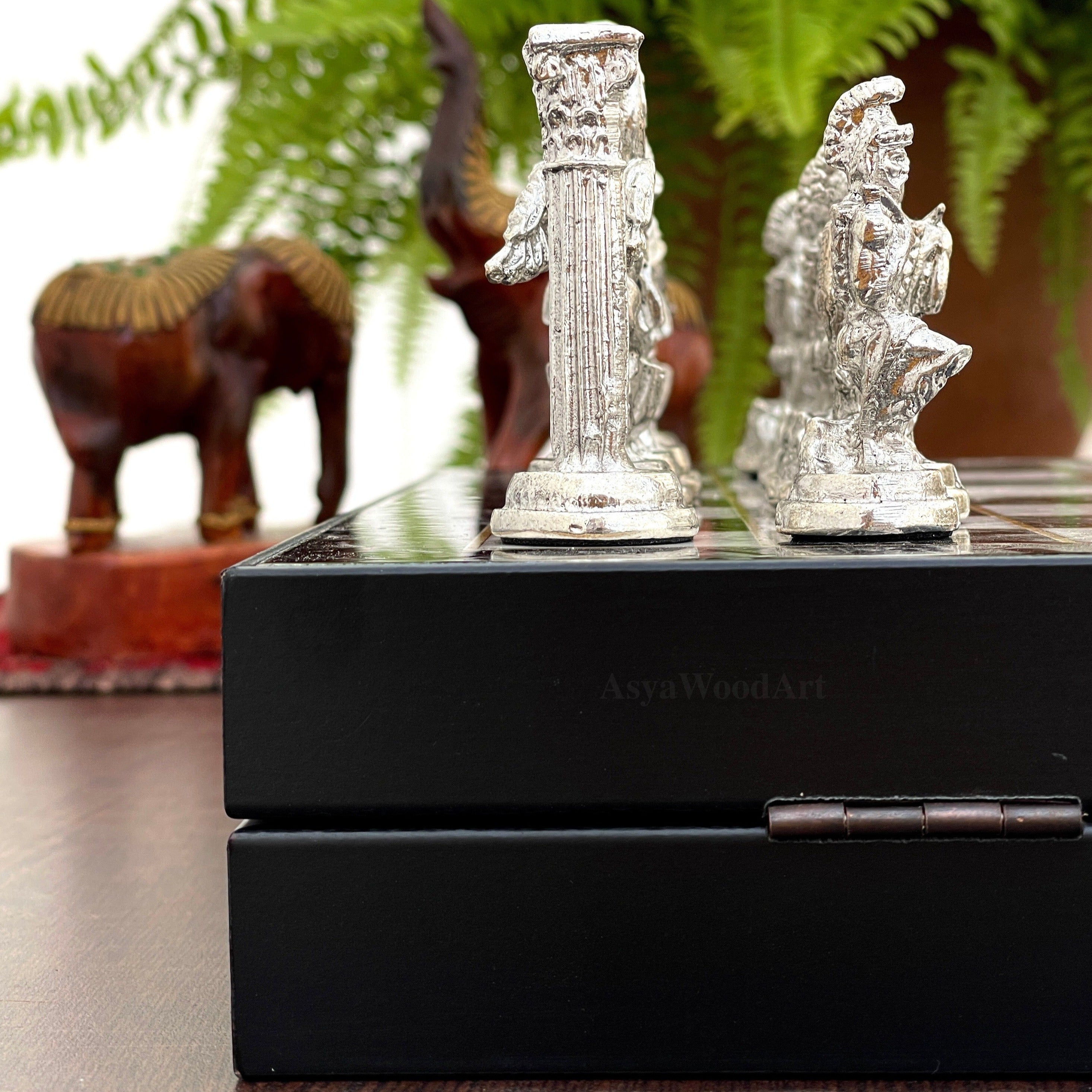 VIP Personalized Marble Patterned Chess Set With Pegasus Metal Chess Pieces