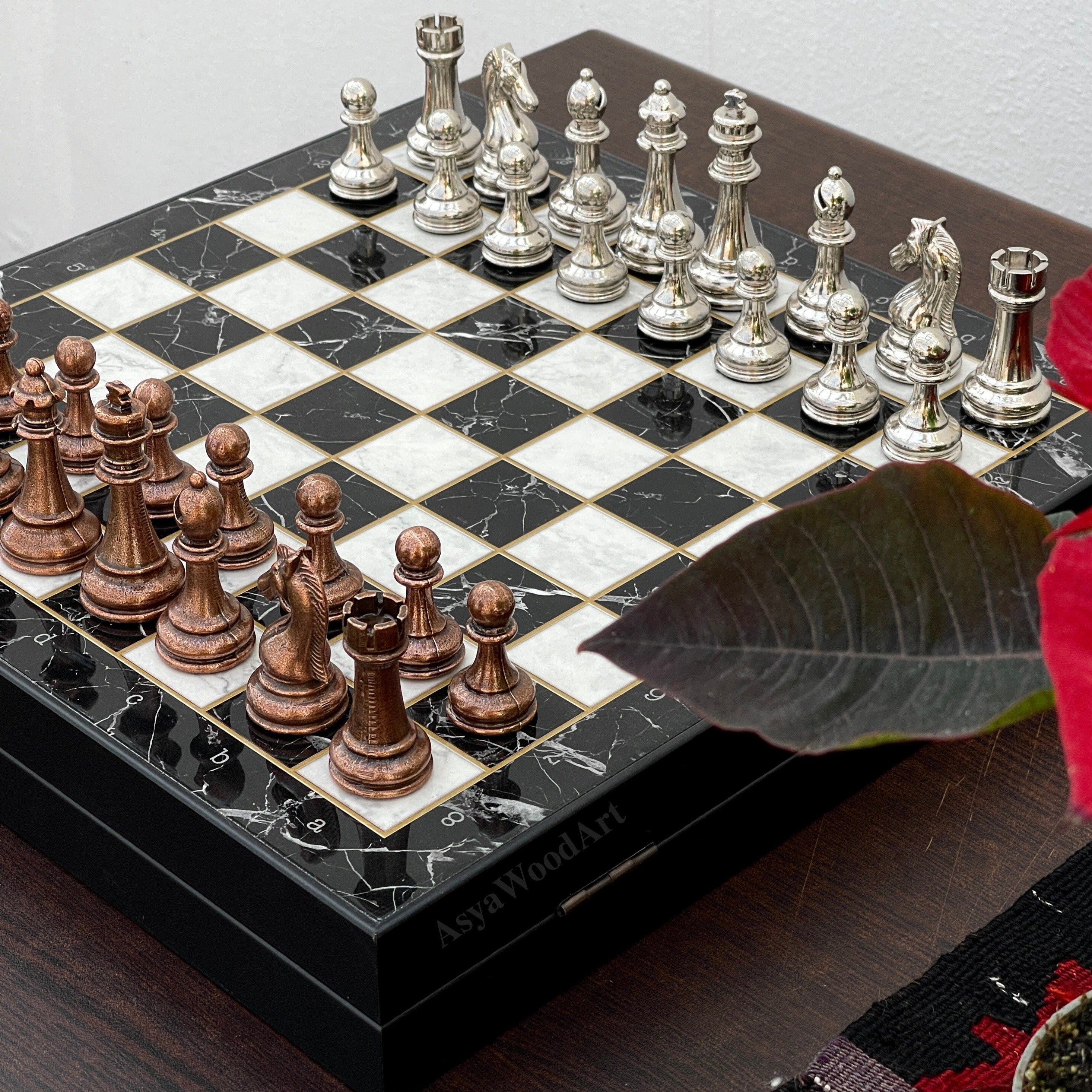 VIP Personalized Marble Patterned Chess Set With Metal Chess Pieces Figures