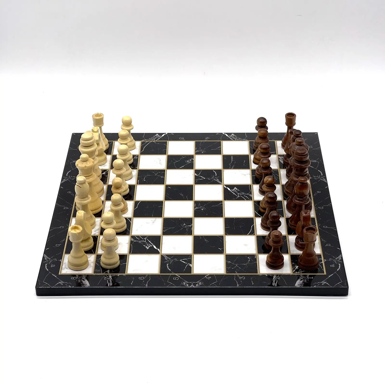 14" Black Marble Pattern Wooden Set With Wooden Chess Pieces
