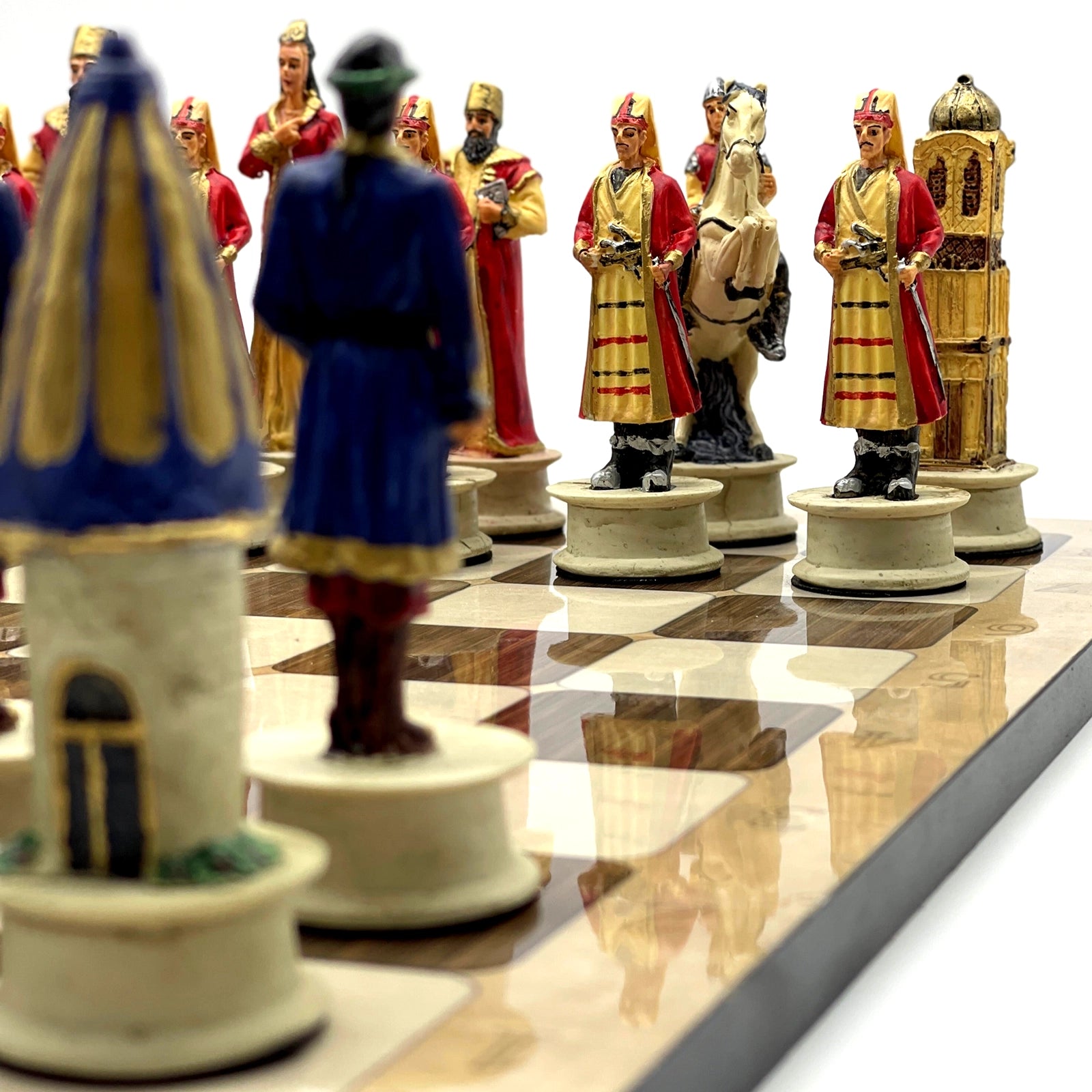 16.5" Brown Marble Pattern Chess Set With Polyester Chess Pieces