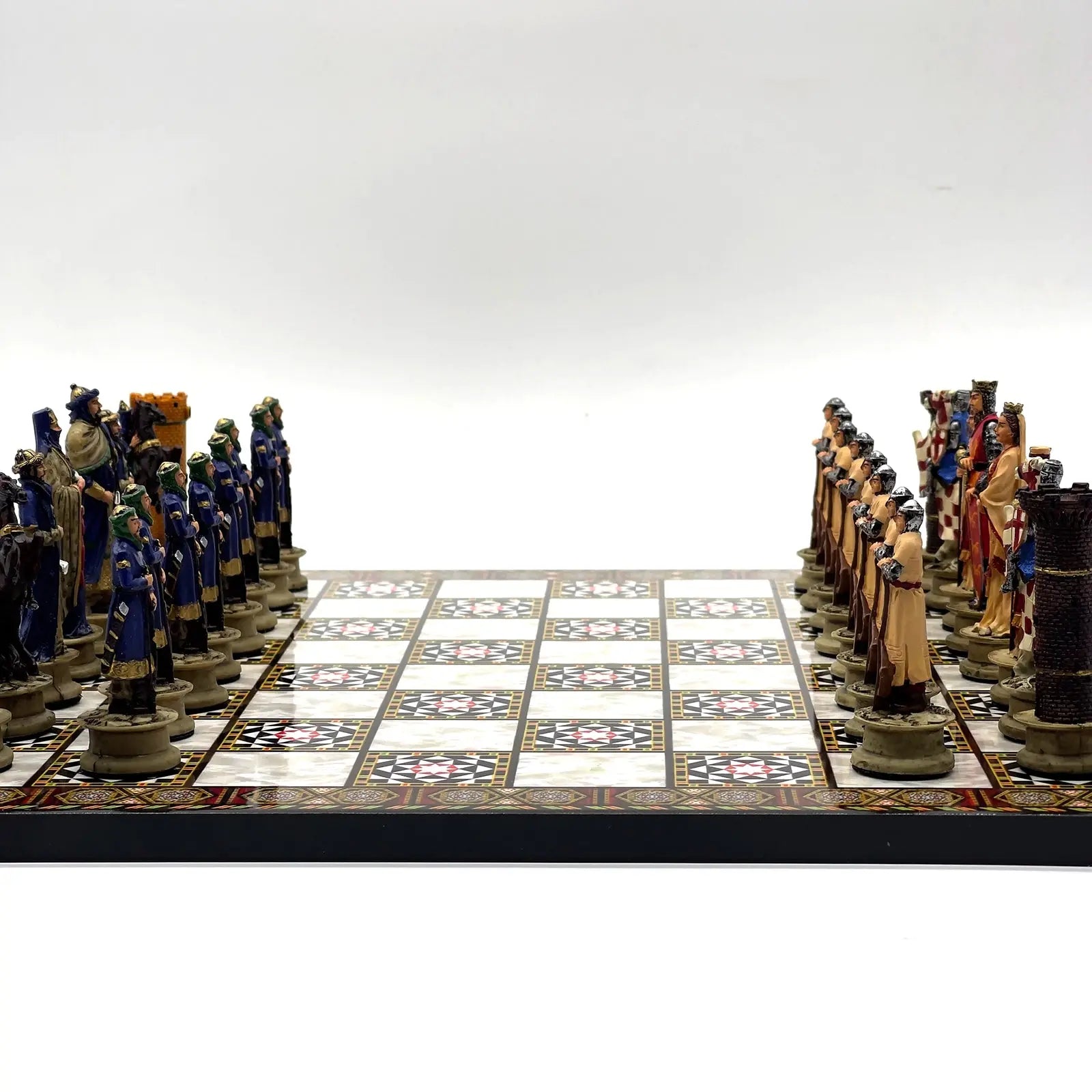 14" Mosaic Marble Patterned Chess Set With Crusaders Polyester Chess Pieces