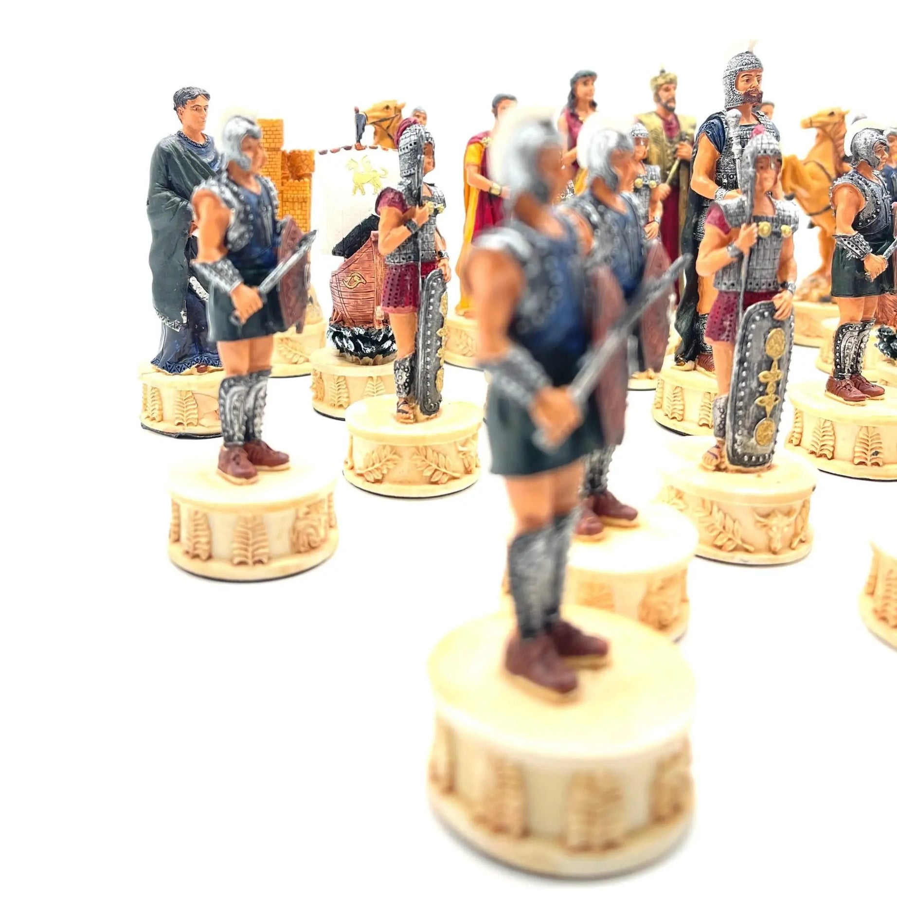 Haind Point Unique Roman & Trojan Polyester Chess Pieces Set